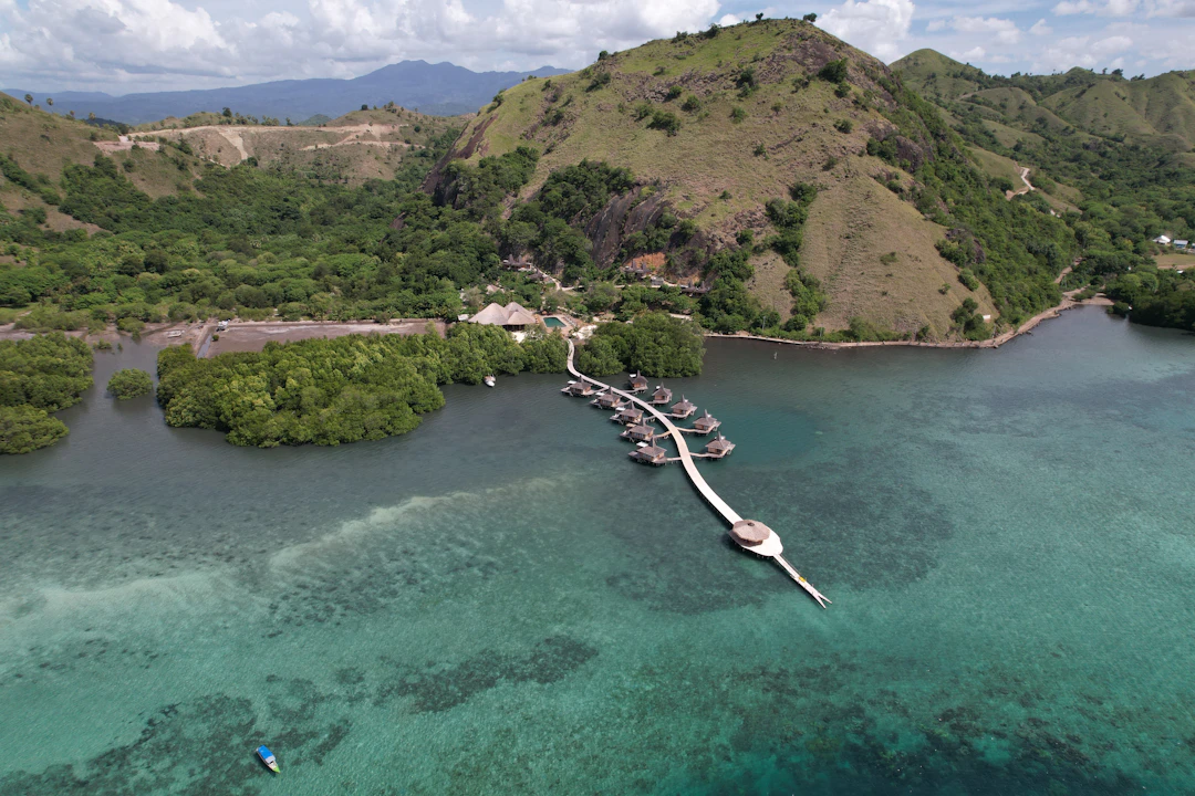 16-Day Indonesia Luxury Itinerary: Epic Journeys & Escapes