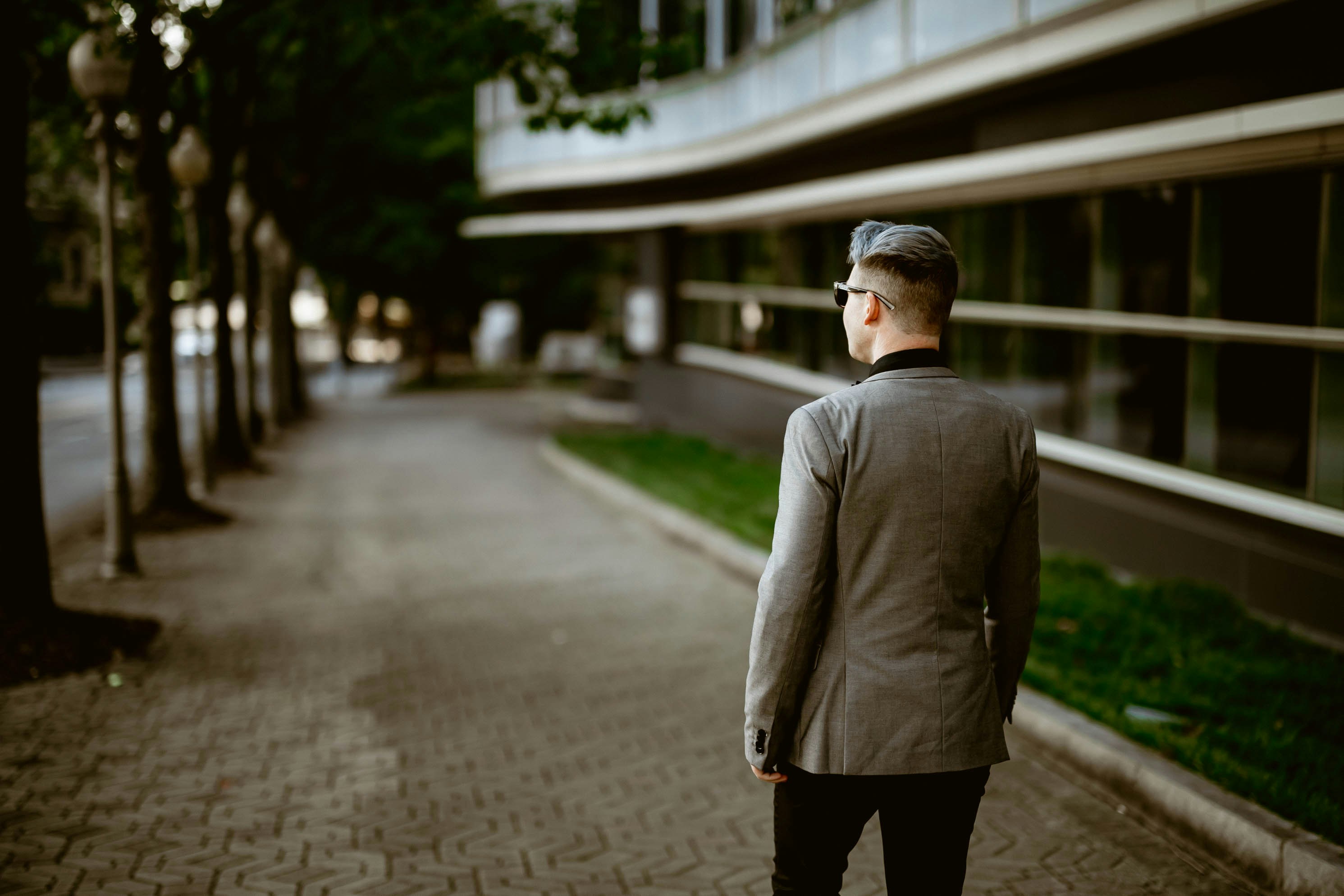 Man in suit and hat