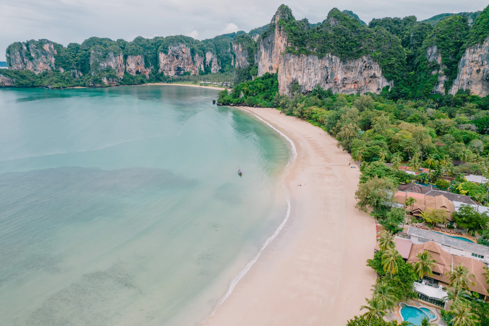Banyan Tree Krabi: Beachfront Calm Facing the Andaman Islands