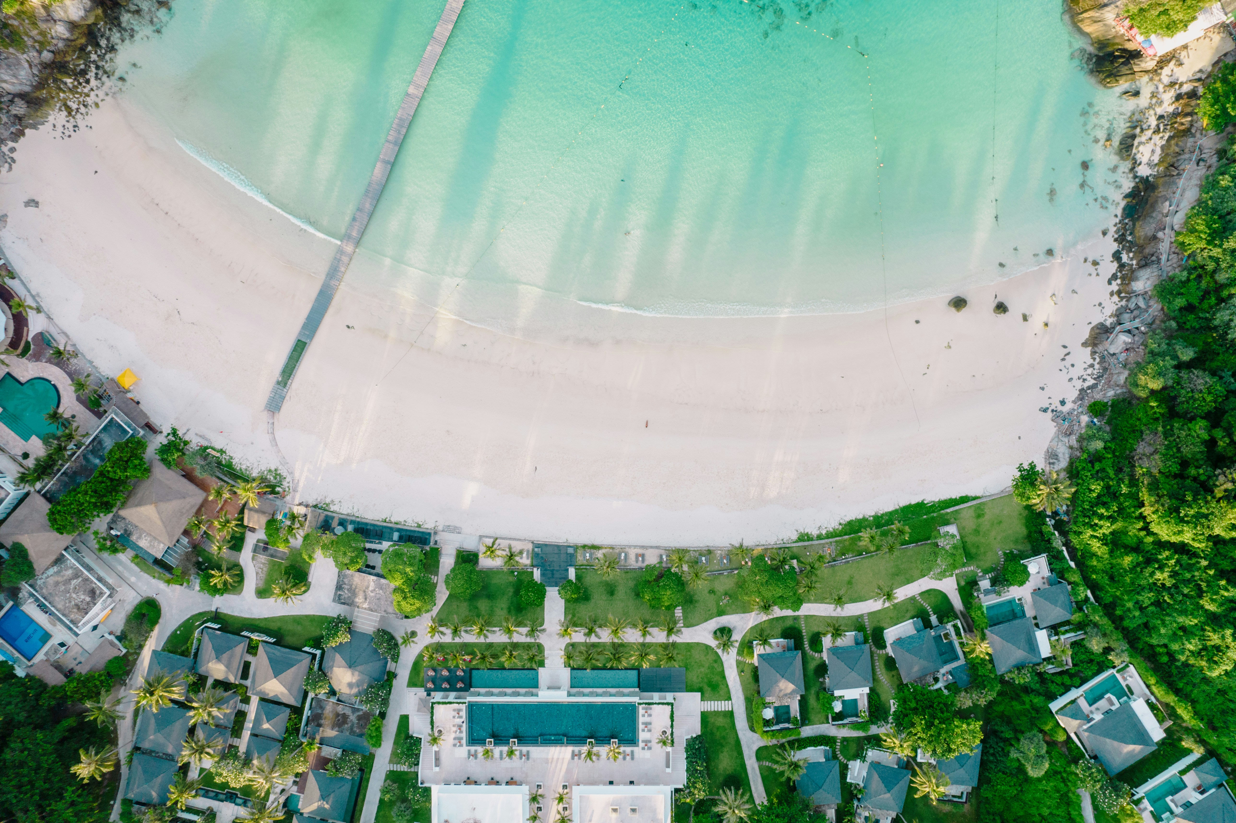 From Cancún to Ko Samui: Why American Investors Are Rethinking Their Coastal Property Strategy