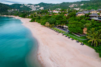 A bird's eye view of a beach and resort