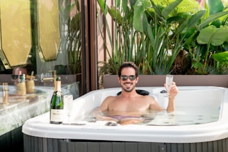 Health Vibes - hot water therapy is good for the muscles & releases endorphins to lift your mood