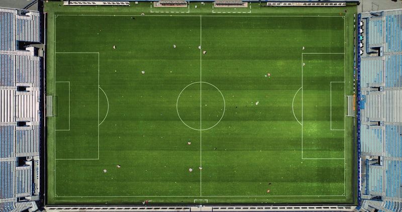 ဘောလုံးကွင်း ကောင်းကင်မြင်ကွင်း