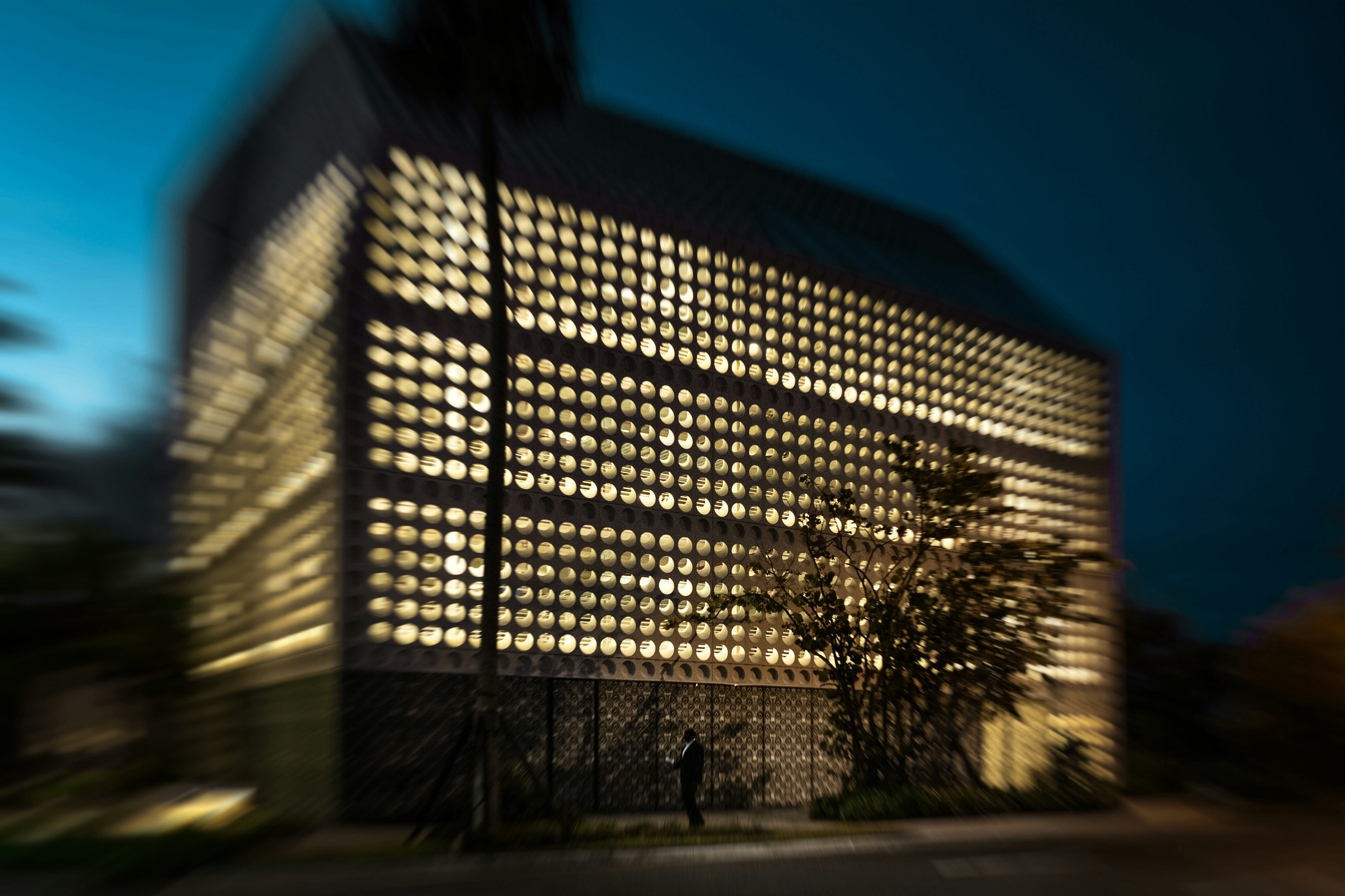 A building that has a lot of lights on it