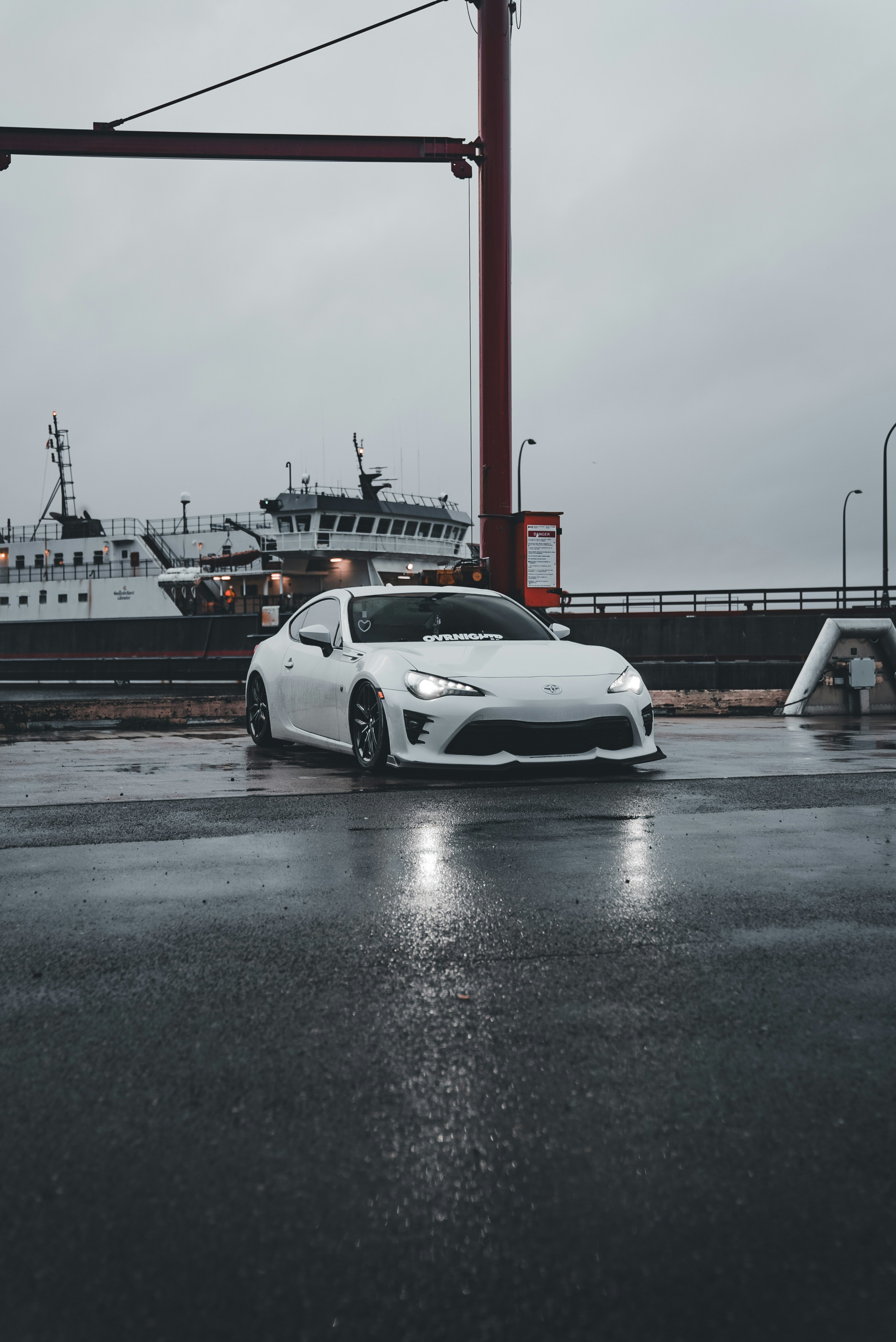 Photo by introspectivedsgn