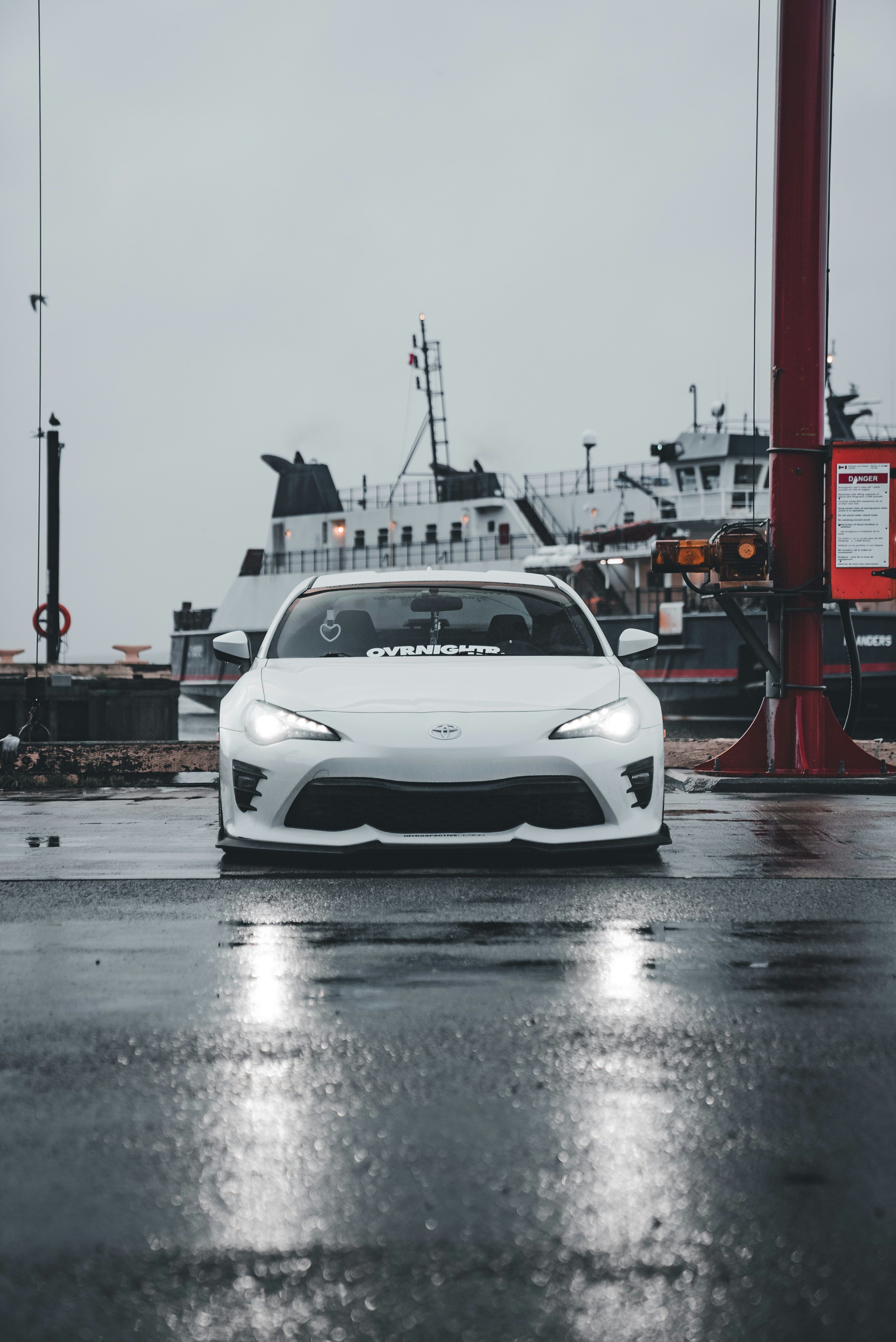 Photo by introspectivedsgn