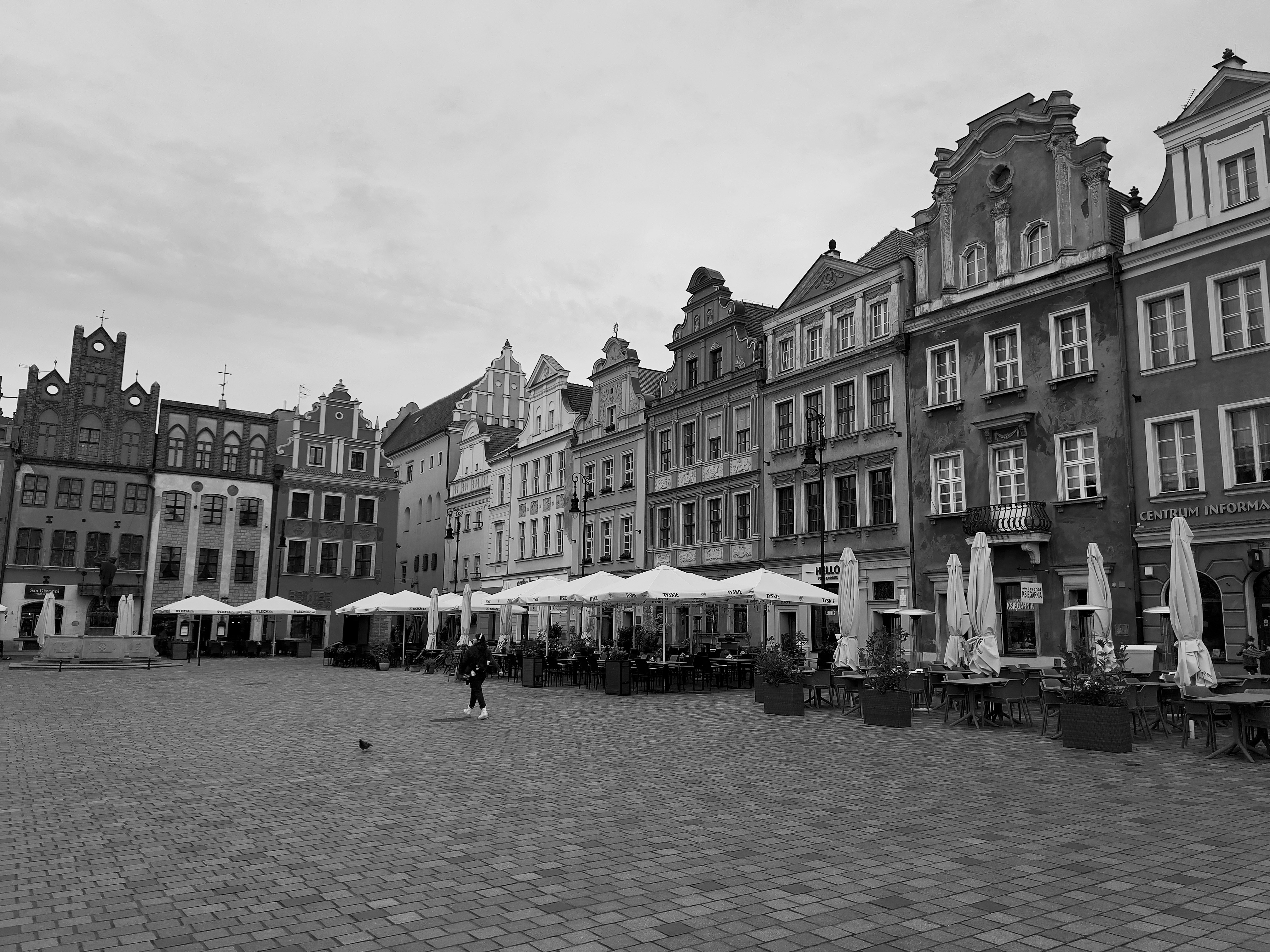 Photo by egorkomarov