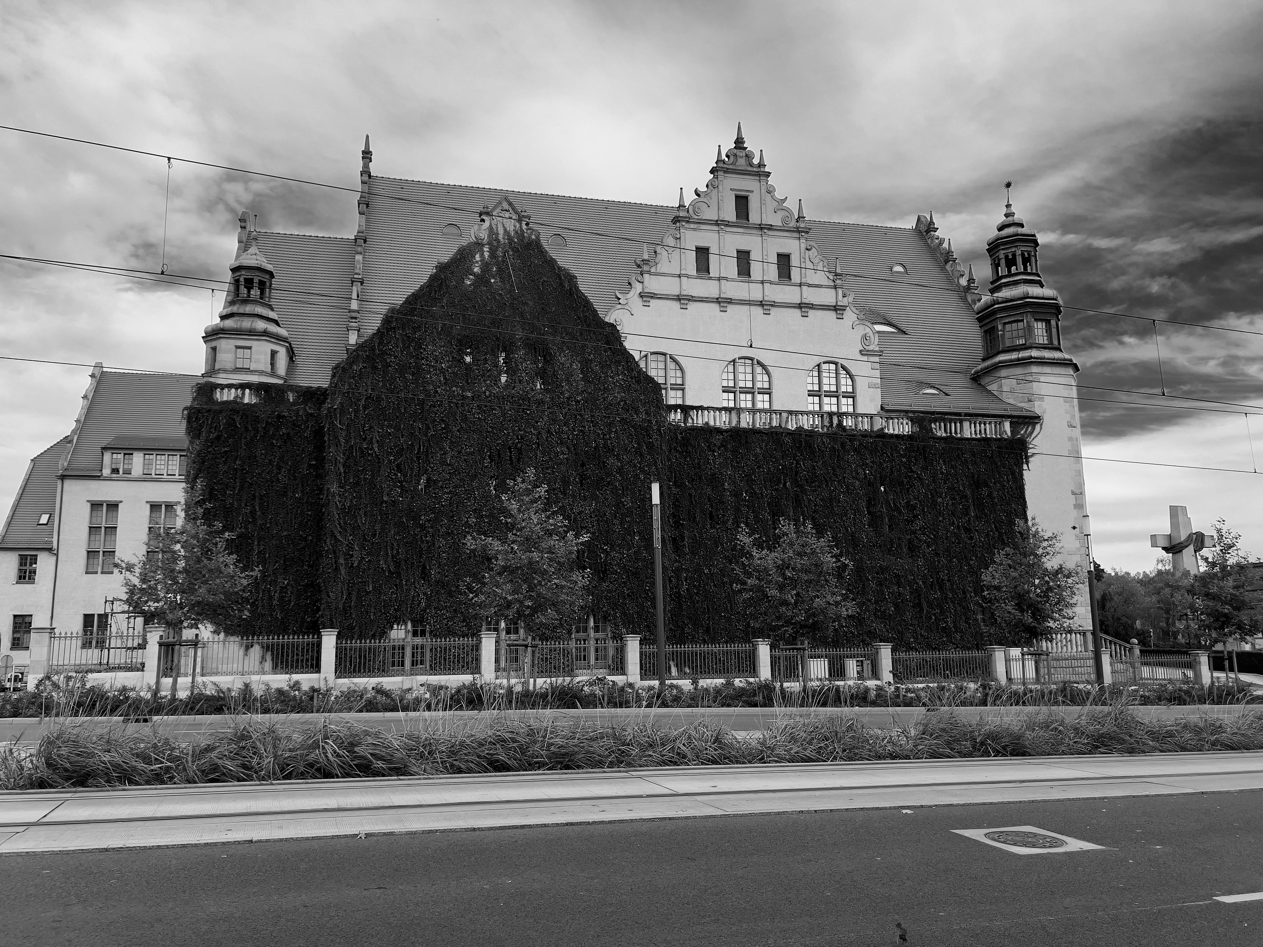 Photo by egorkomarov