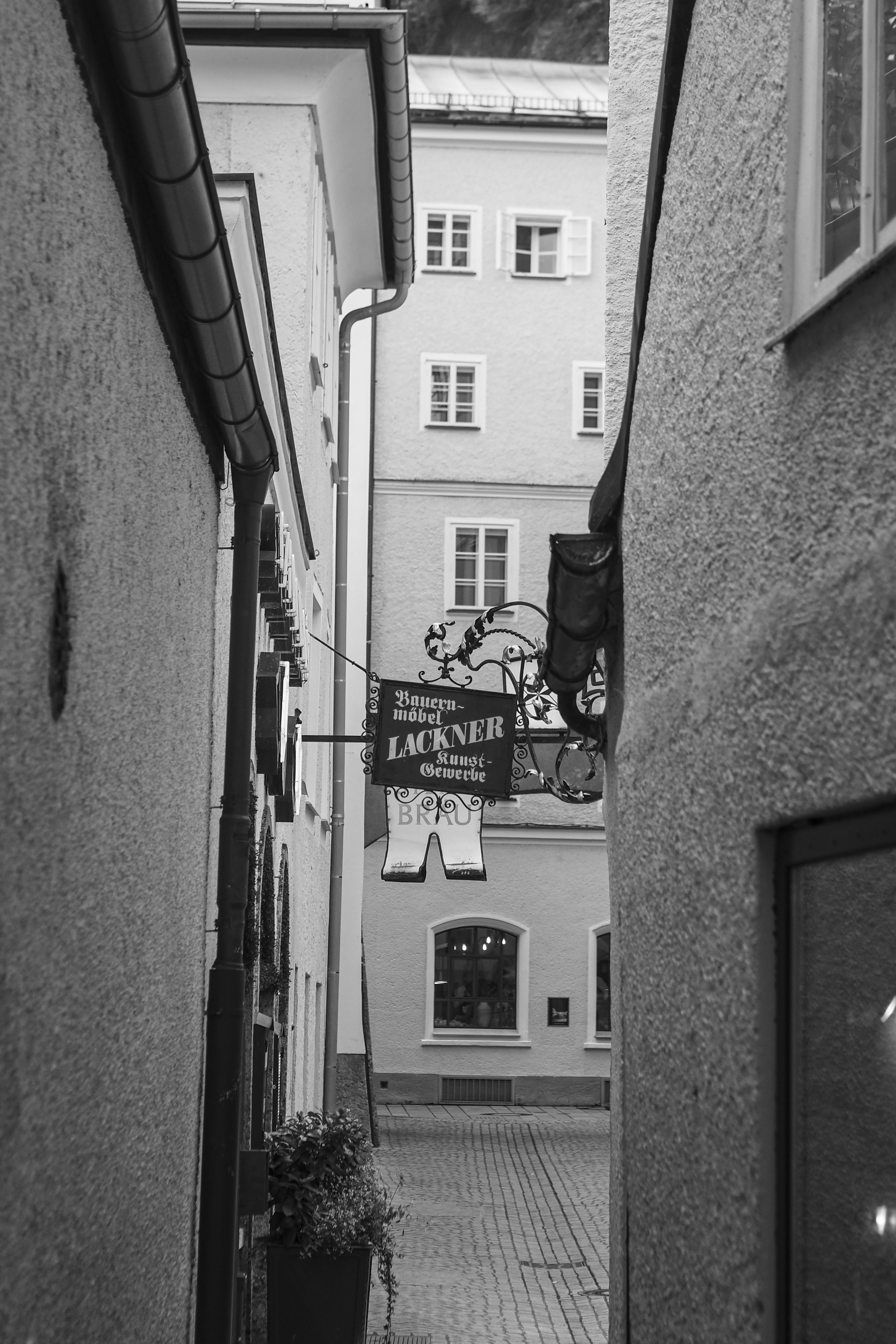 Photo by laurachouette