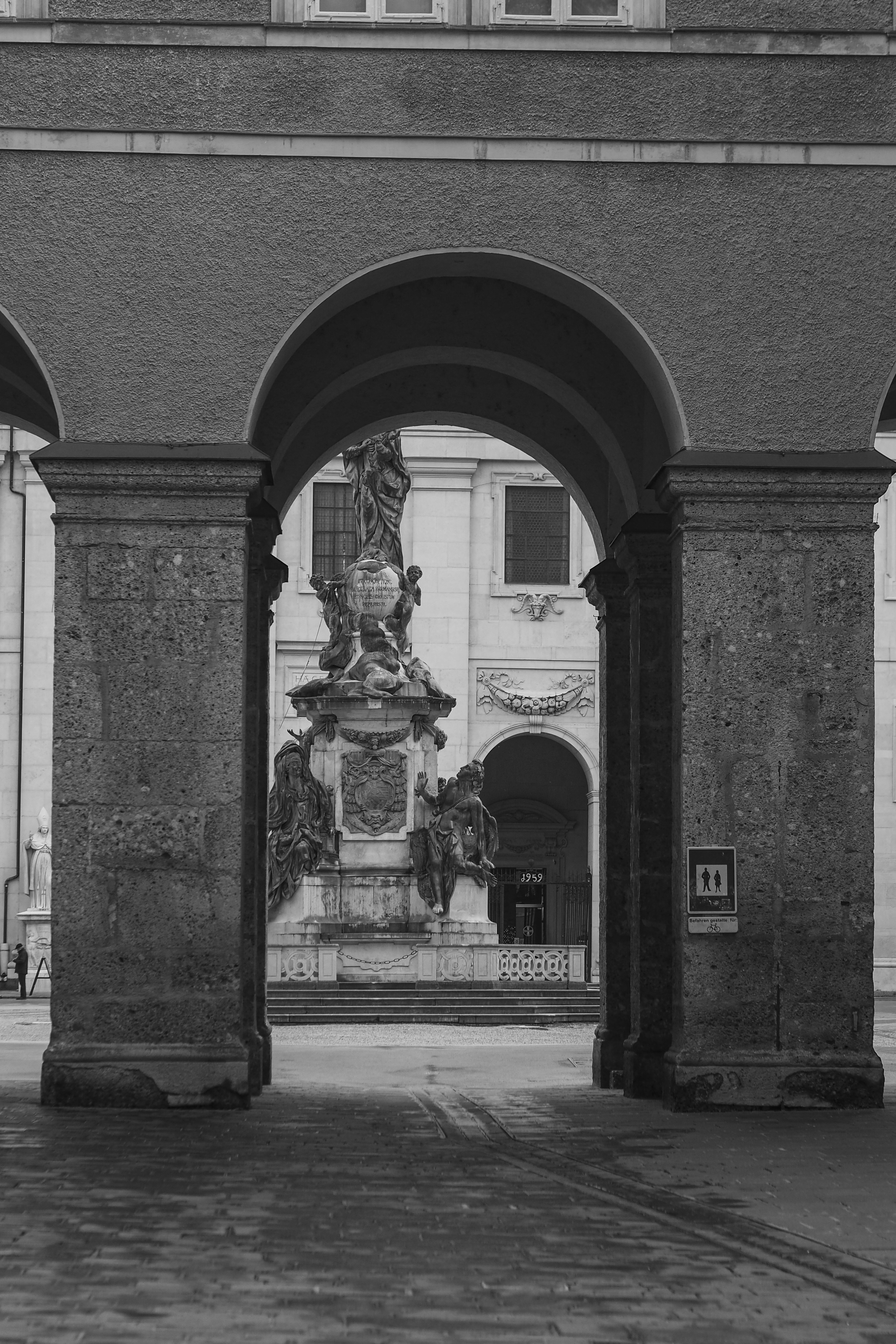 Photo by laurachouette