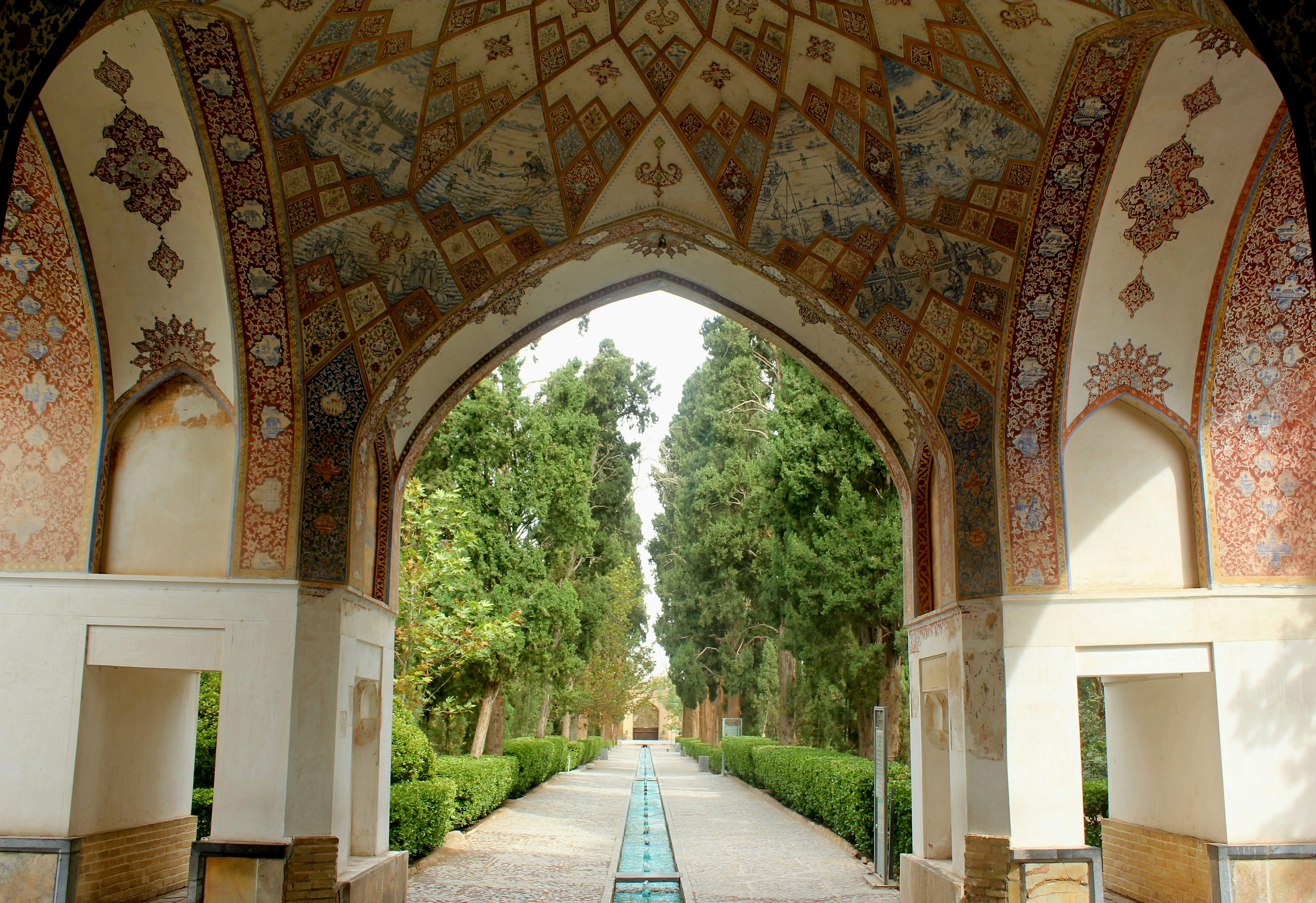 Photo by manavimoghadam