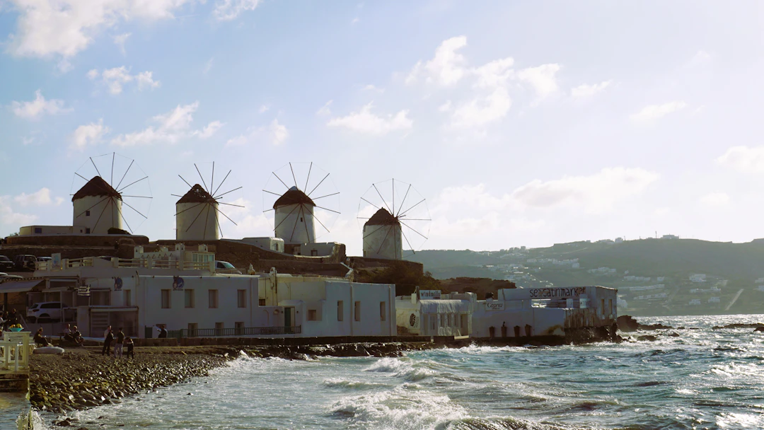 Budget Backpacking Mykonos: 3-Day Low-Cost Itinerary
