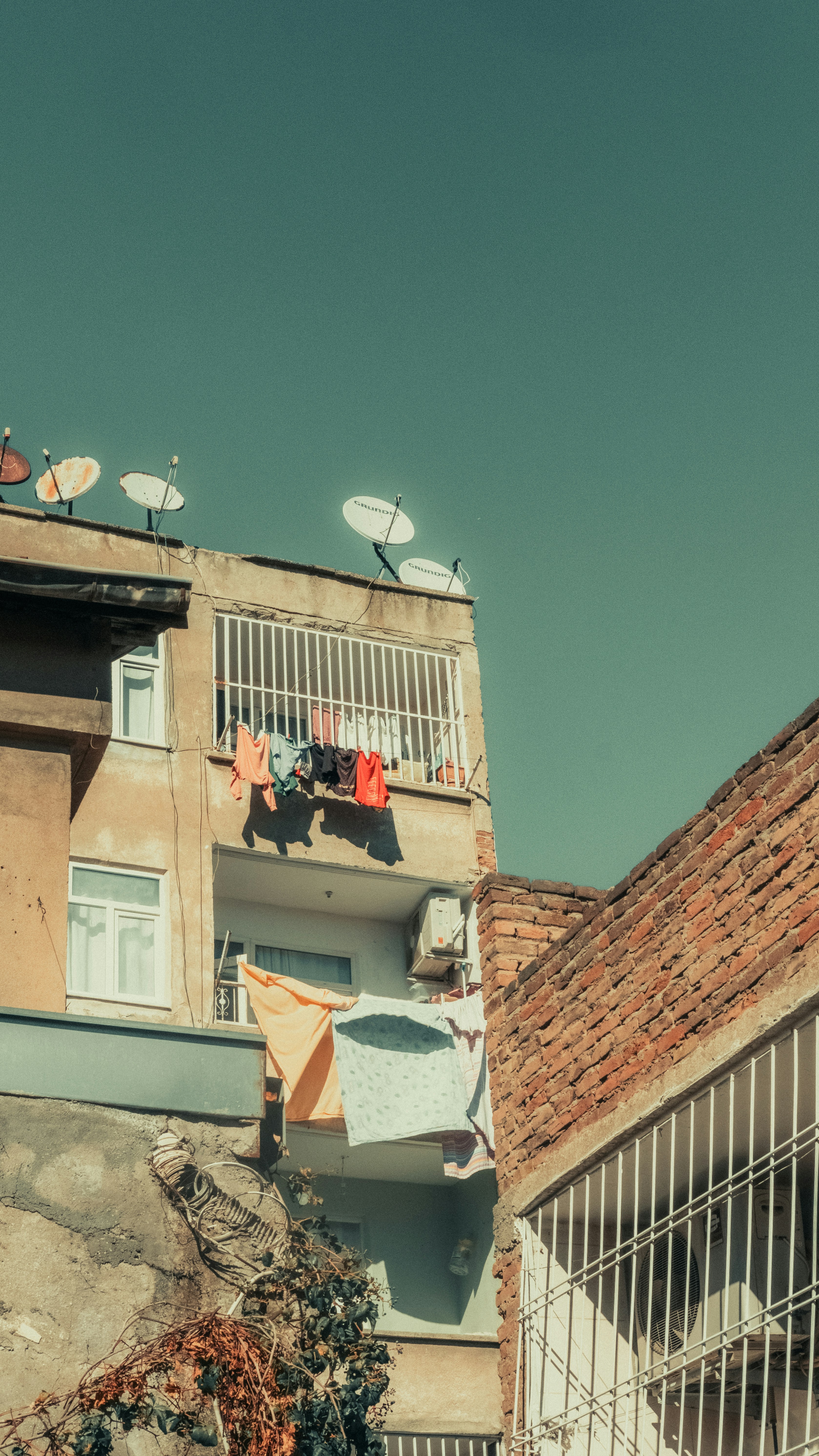 Practical Considerations: Parking, Accessibility, and Getting Around