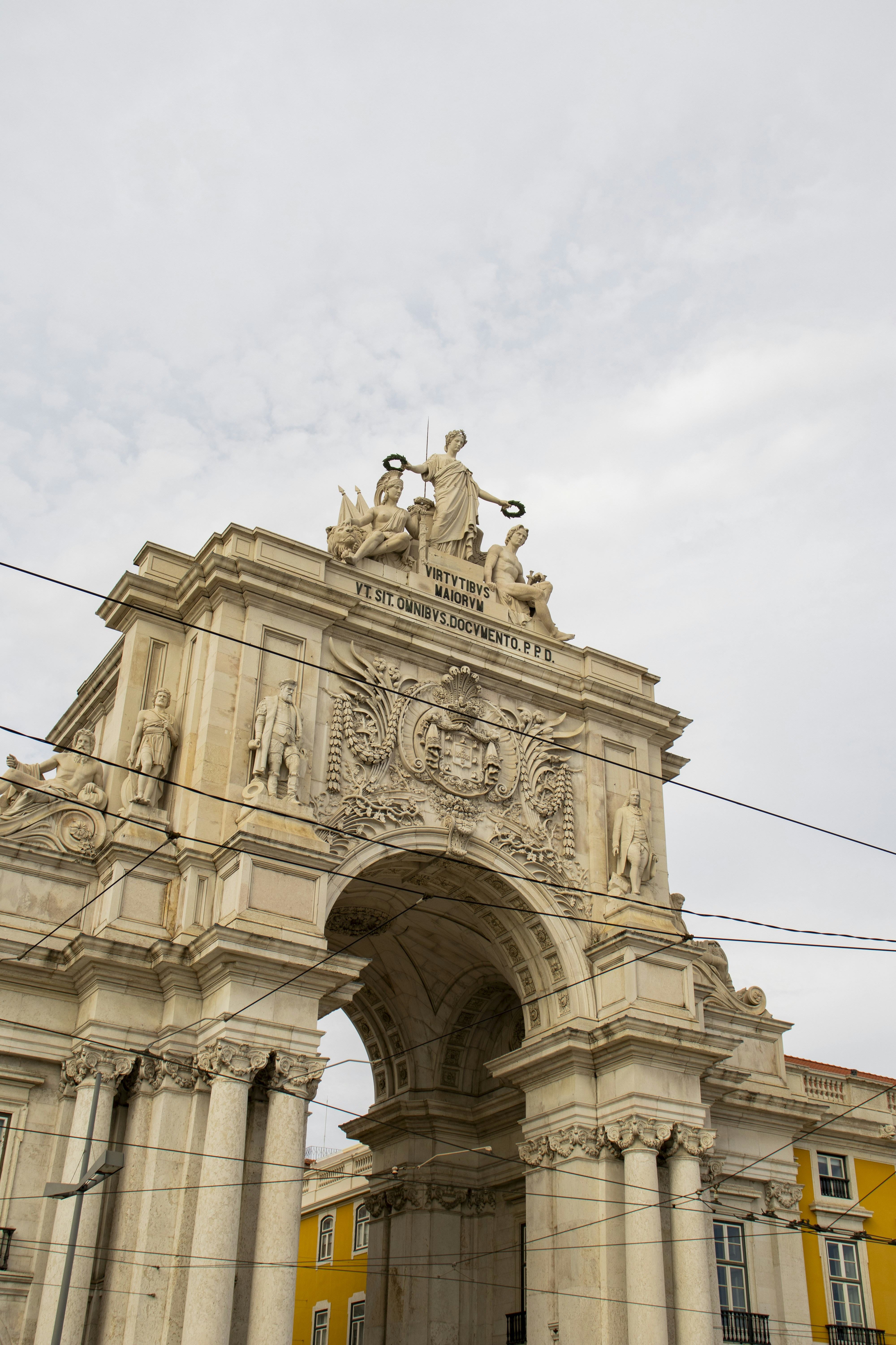 Photo by sinakollegger