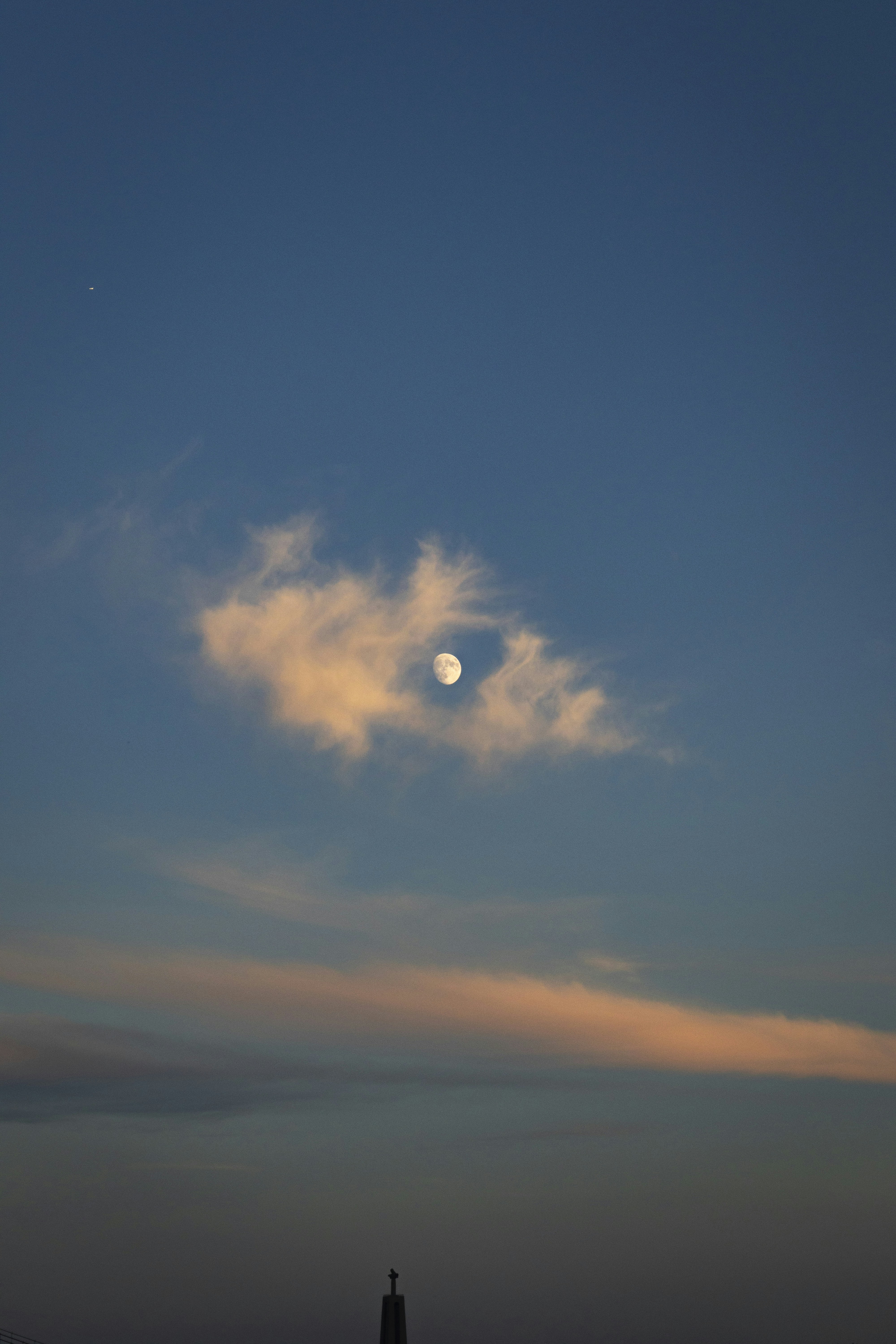 Photo by sinakollegger