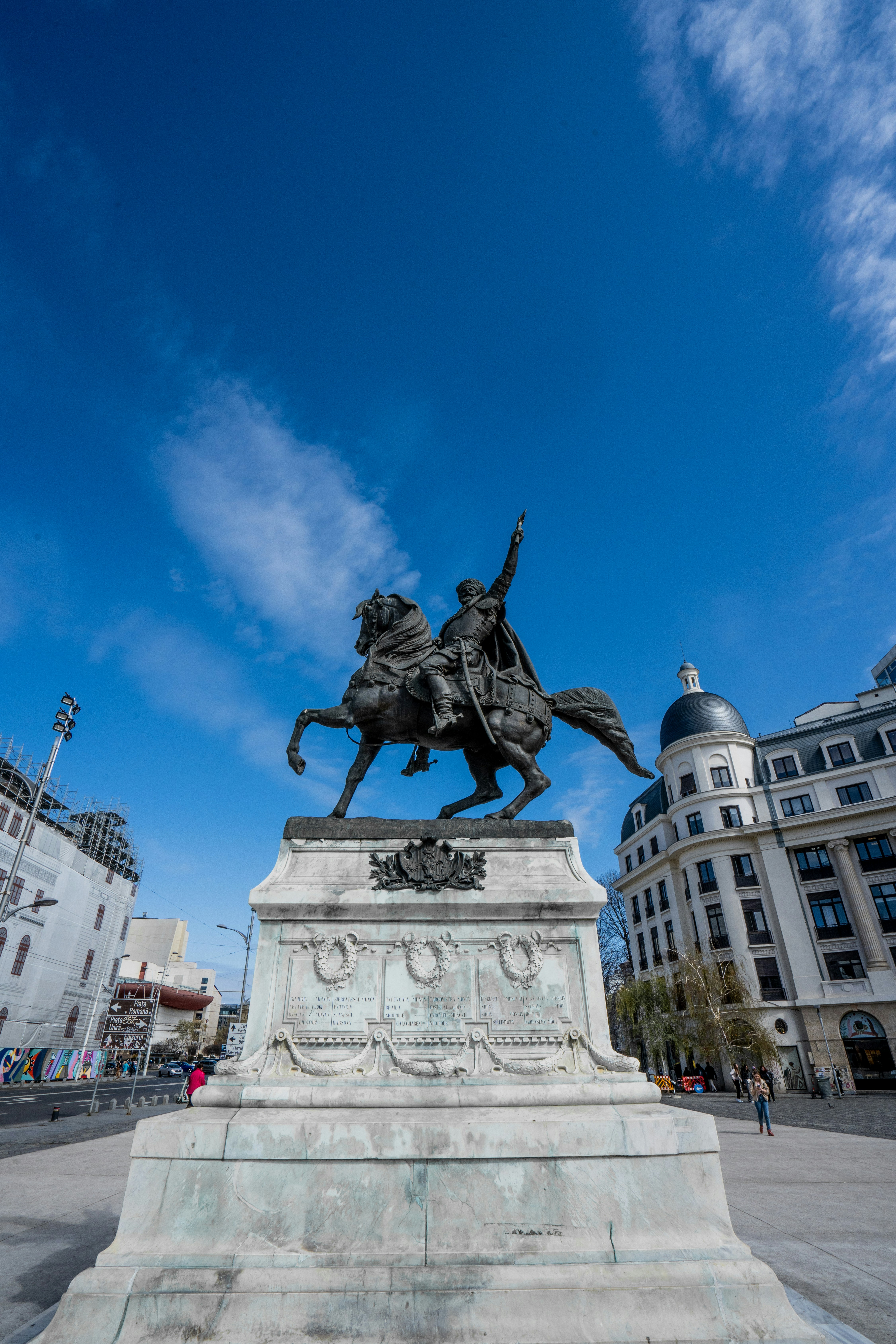 Photo by winstontjia