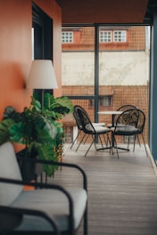 Balcone pulito dopo manutenzione professionale