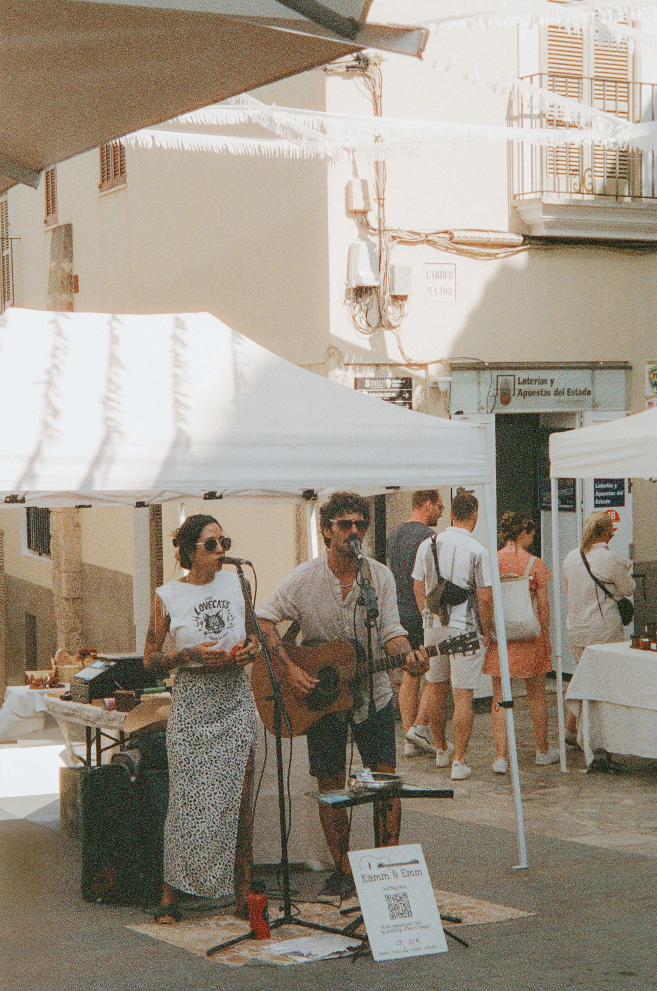 A couple of people that are playing some music