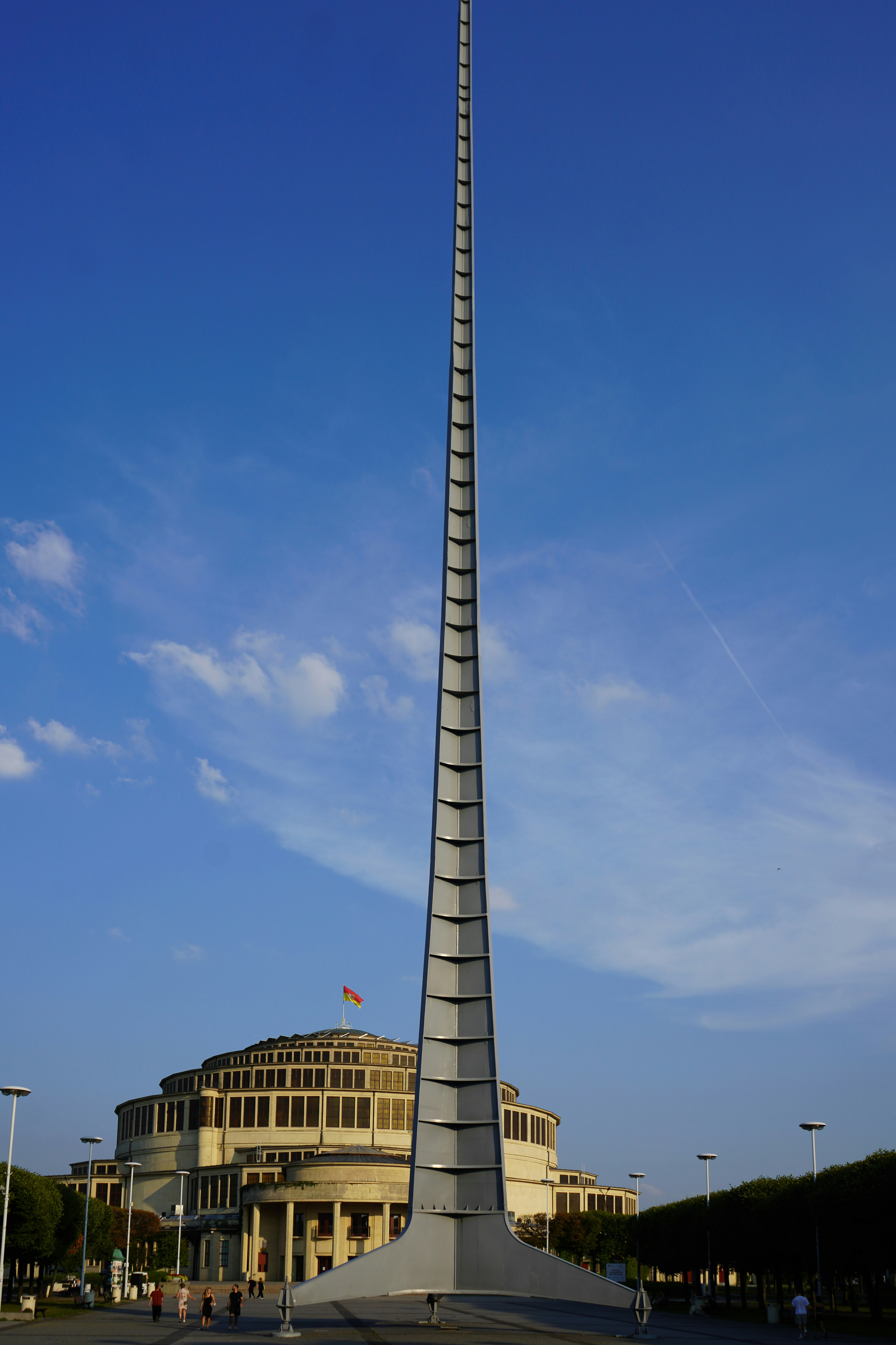 photo-1730260660202-05f488390707?ixid=M3