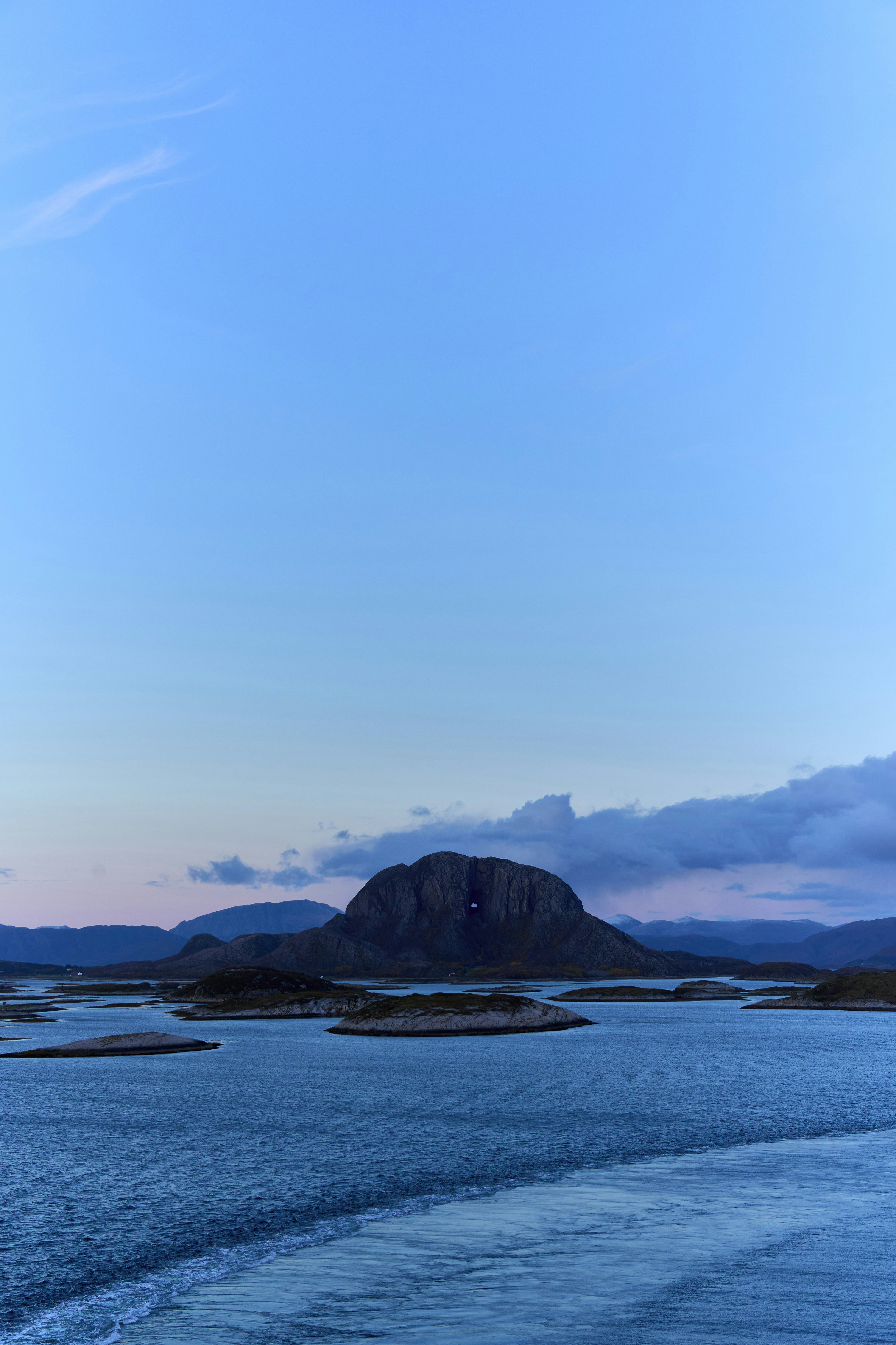 Photo by wolfgang_hasselmann