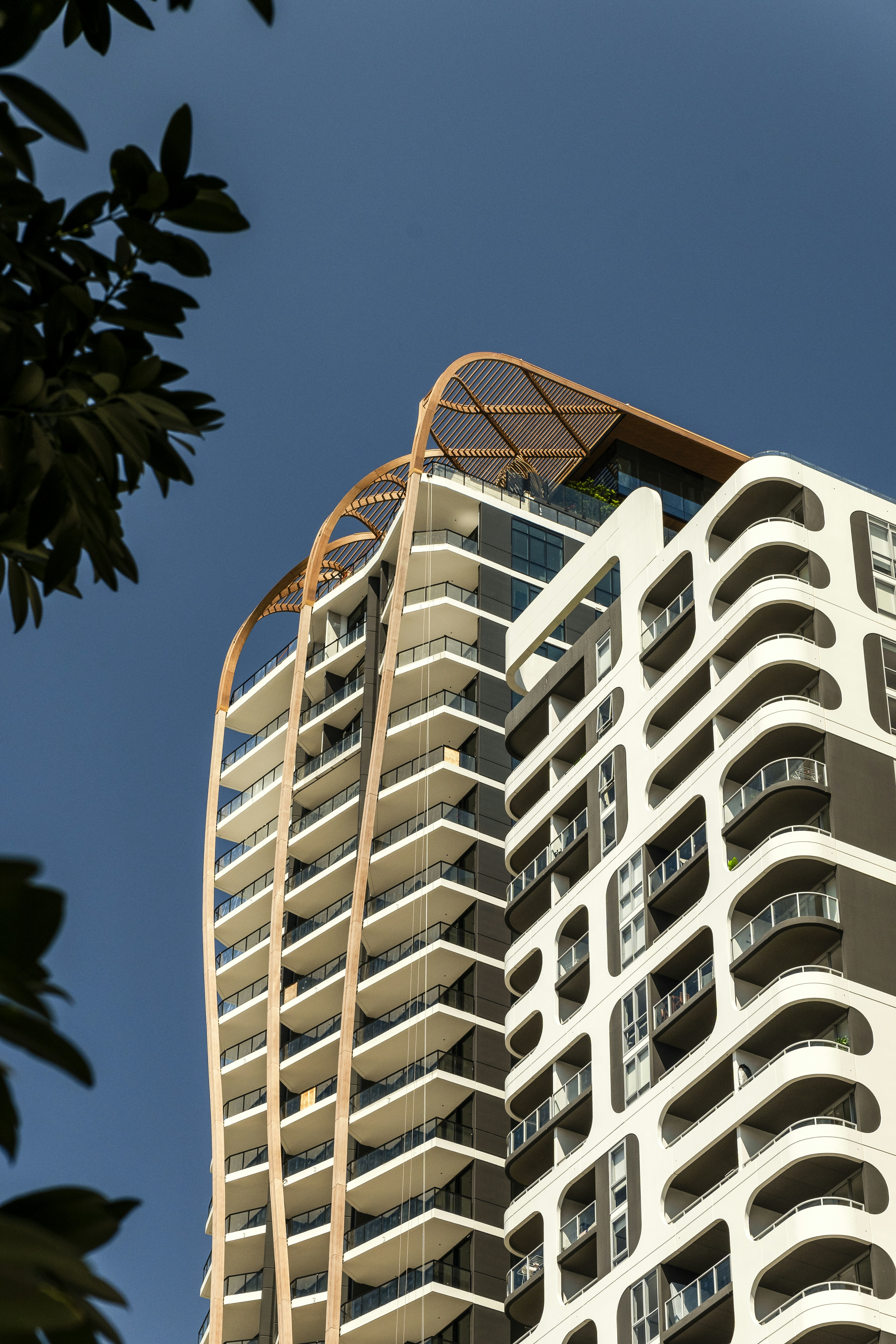 A very tall building with a lot of windows