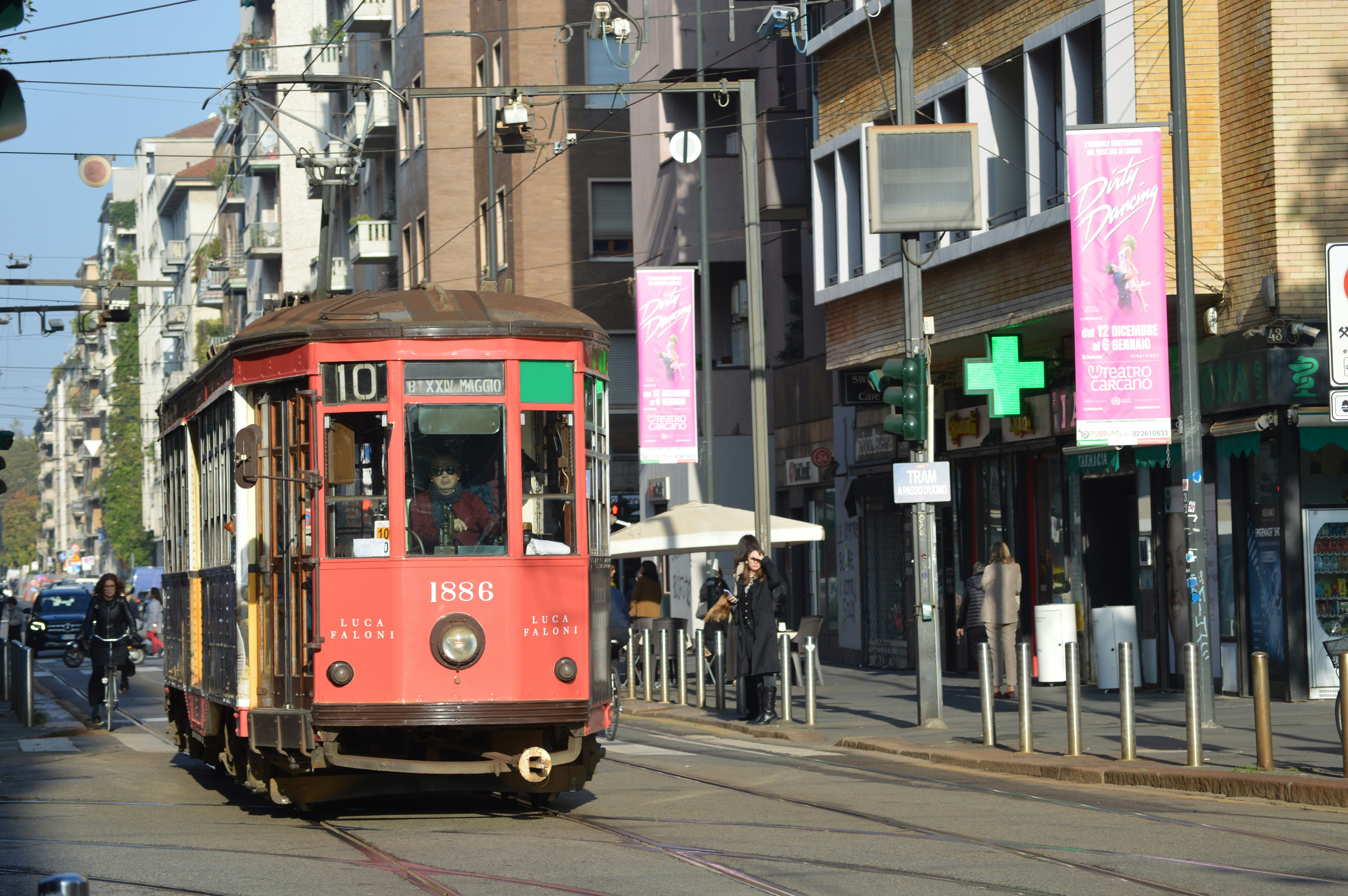 Photo by joshimilestoner