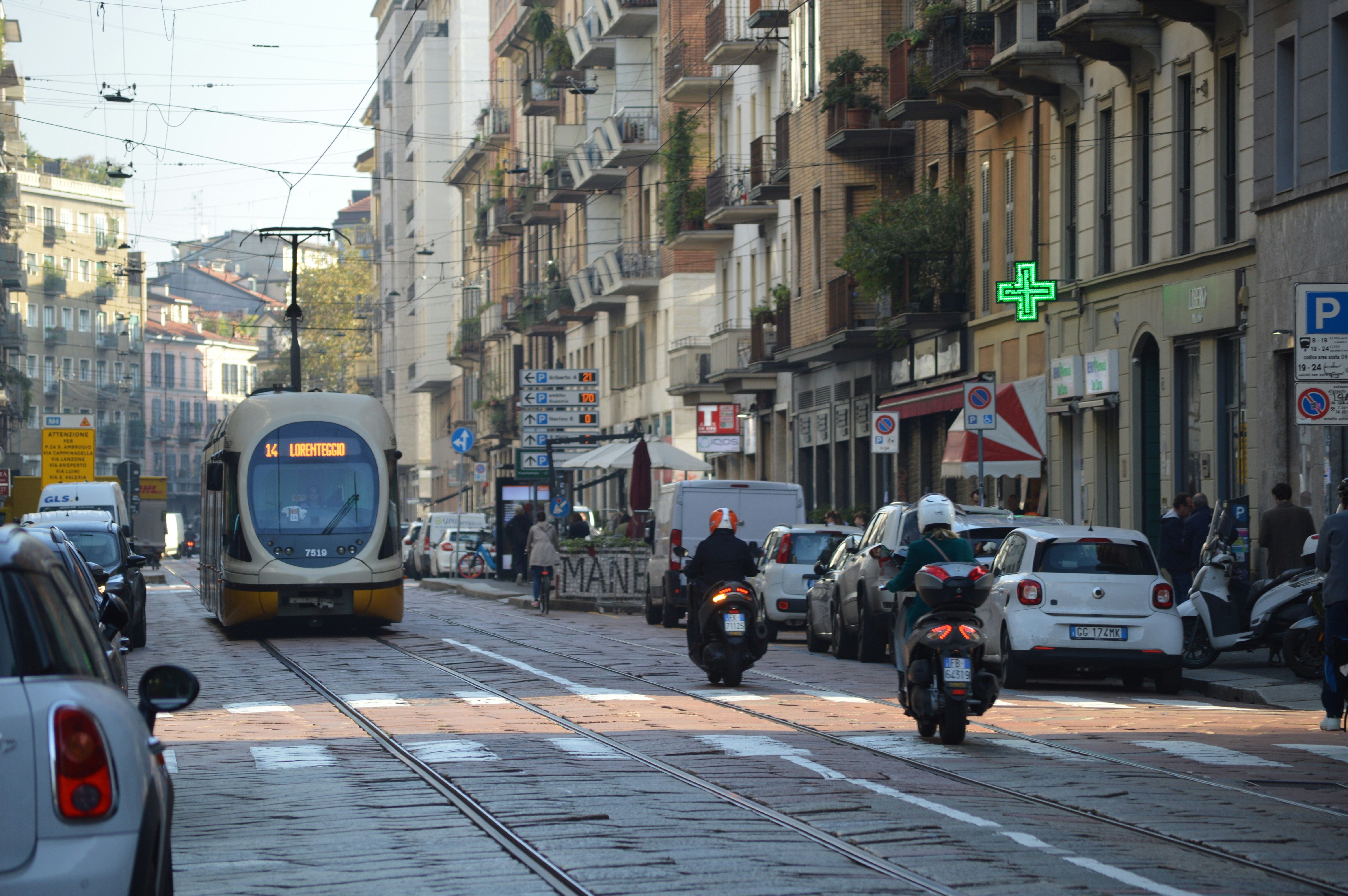 Photo by joshimilestoner