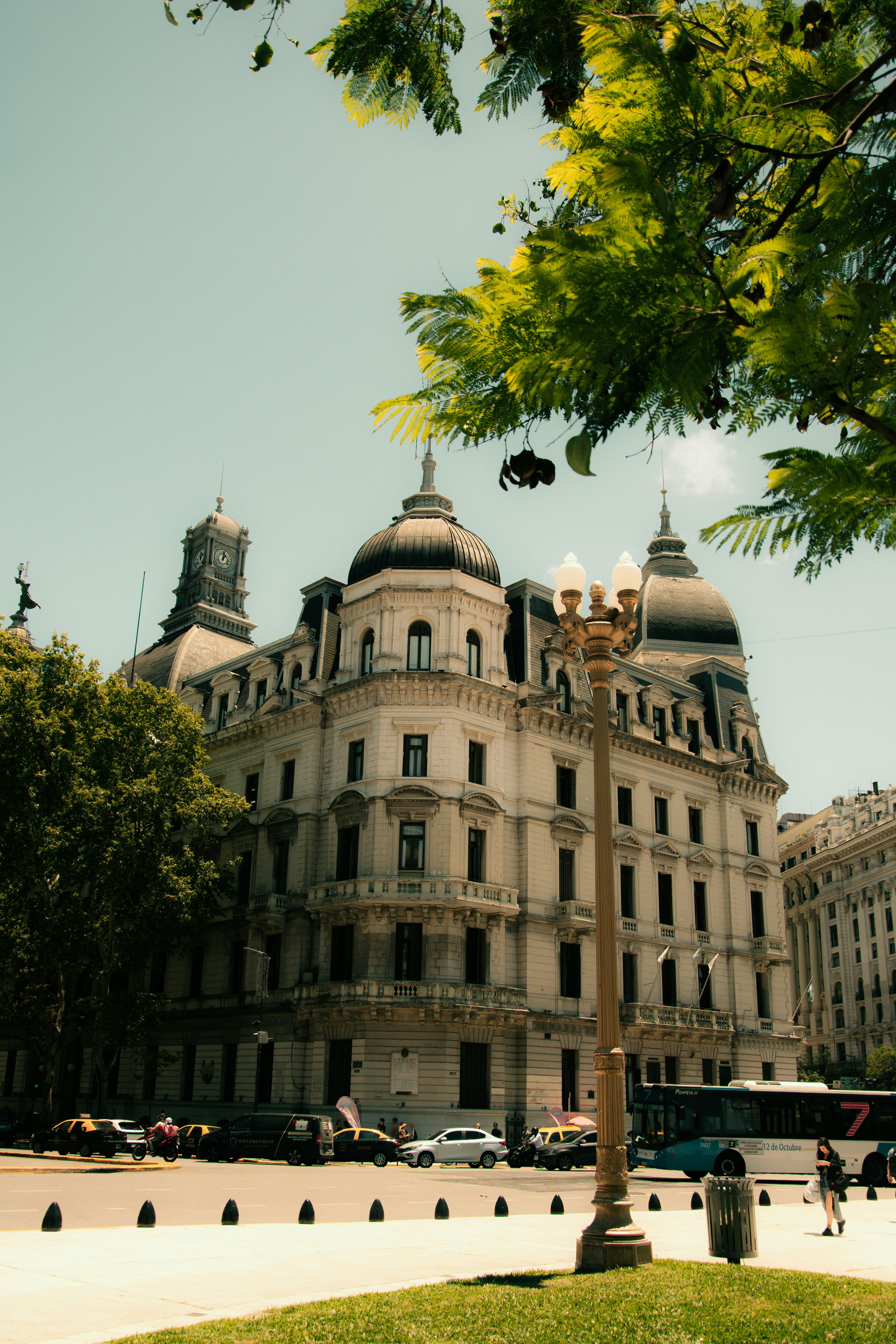 Photo by nicolasflor