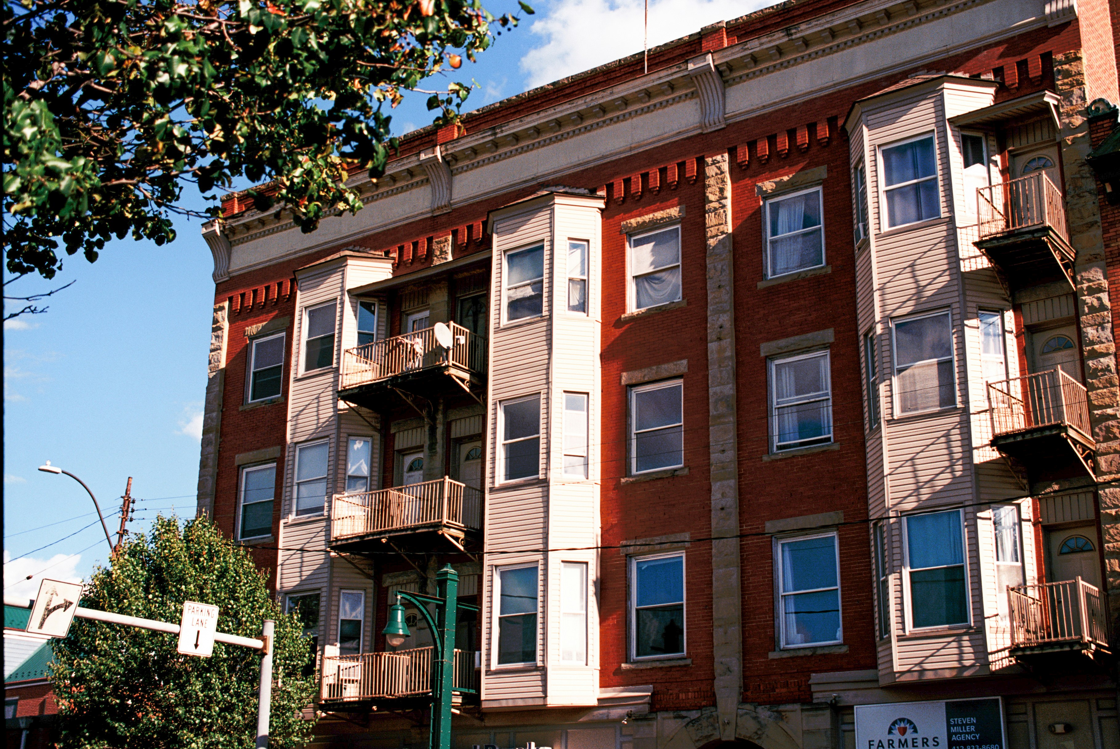 Photo by zhenyao_photo