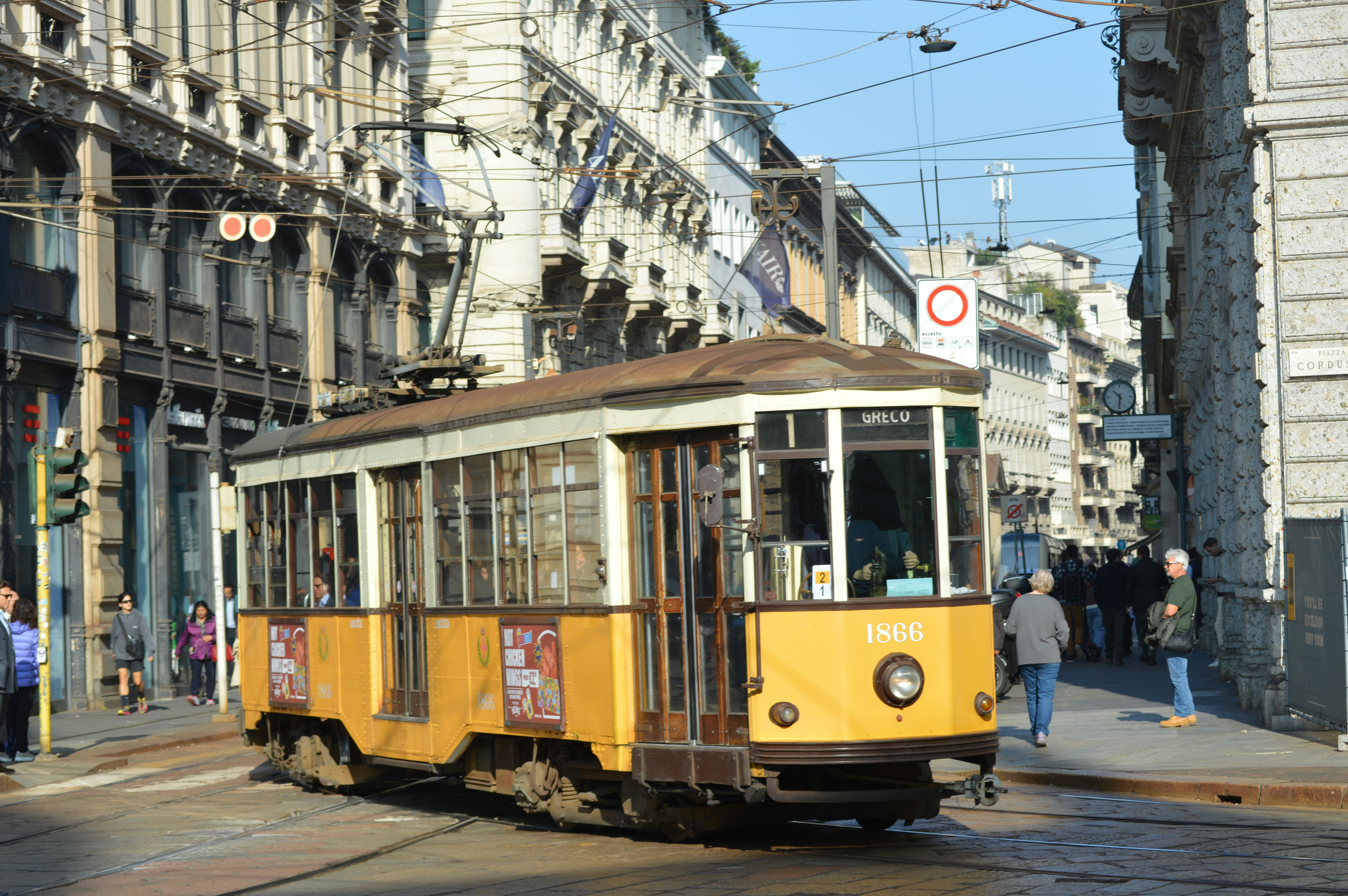 Photo by joshimilestoner