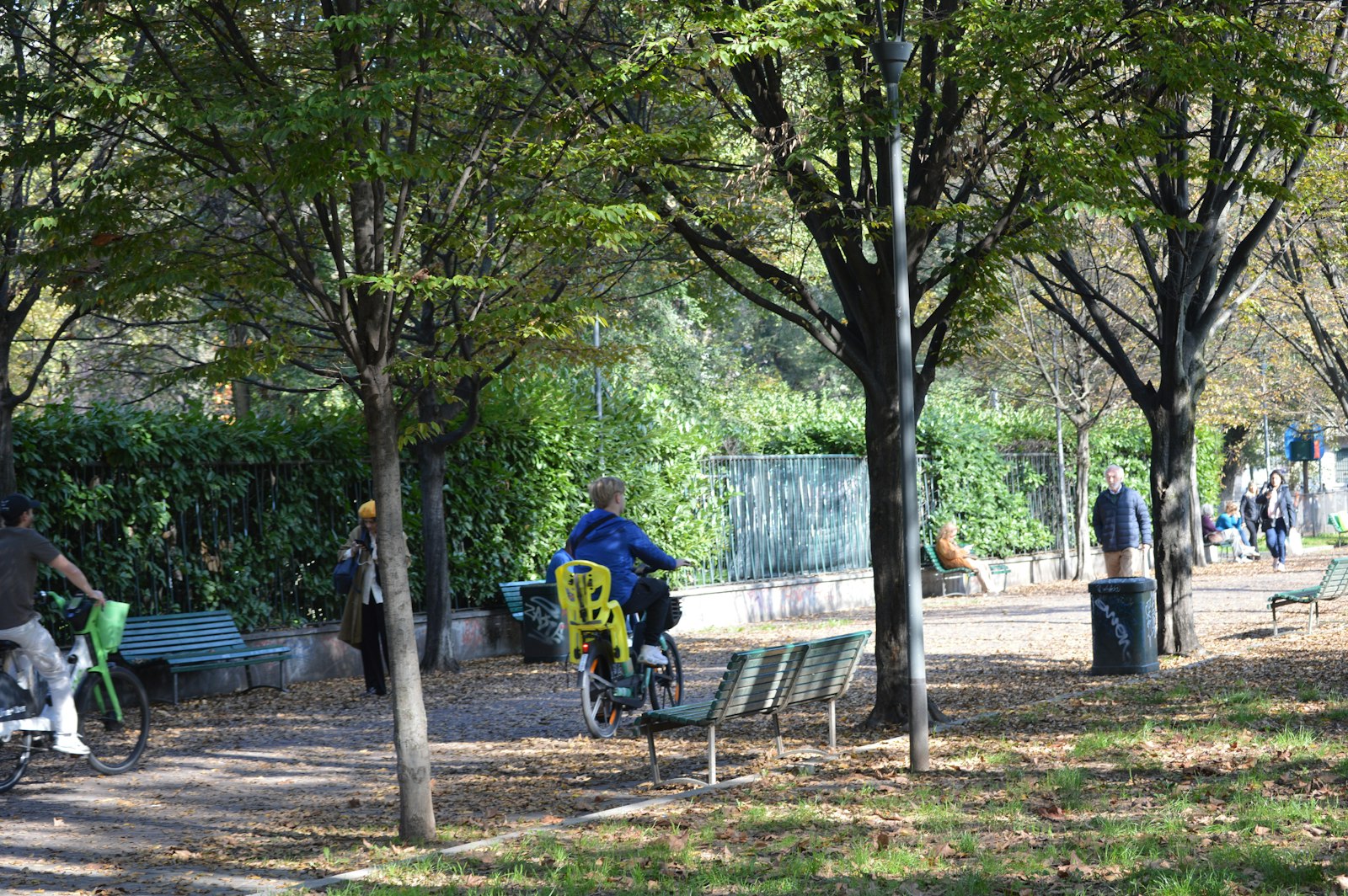 Rennen doen kinderen in de Giardini Margherita