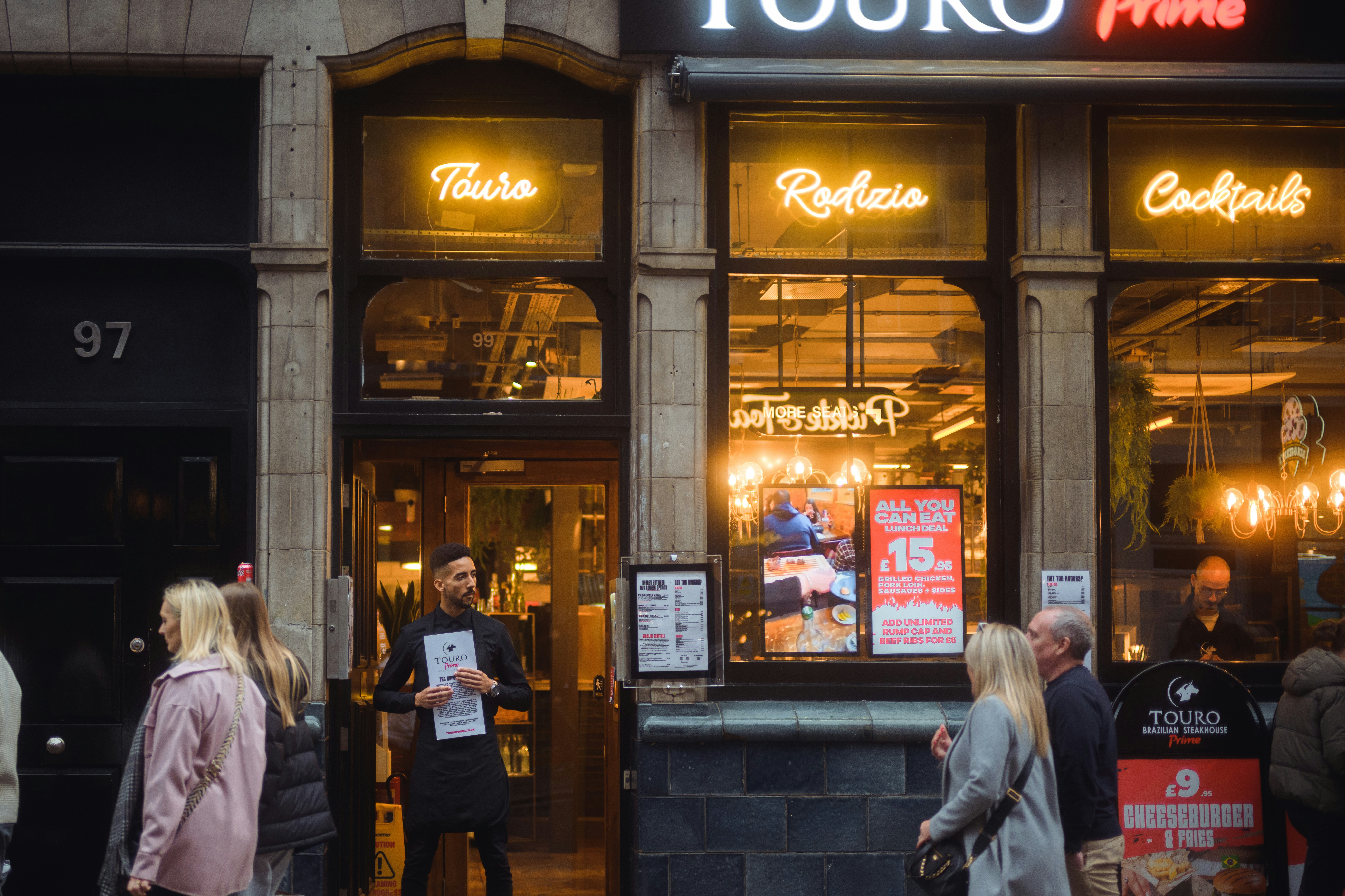Best Cafes to Work From in Lo Prado (2026)