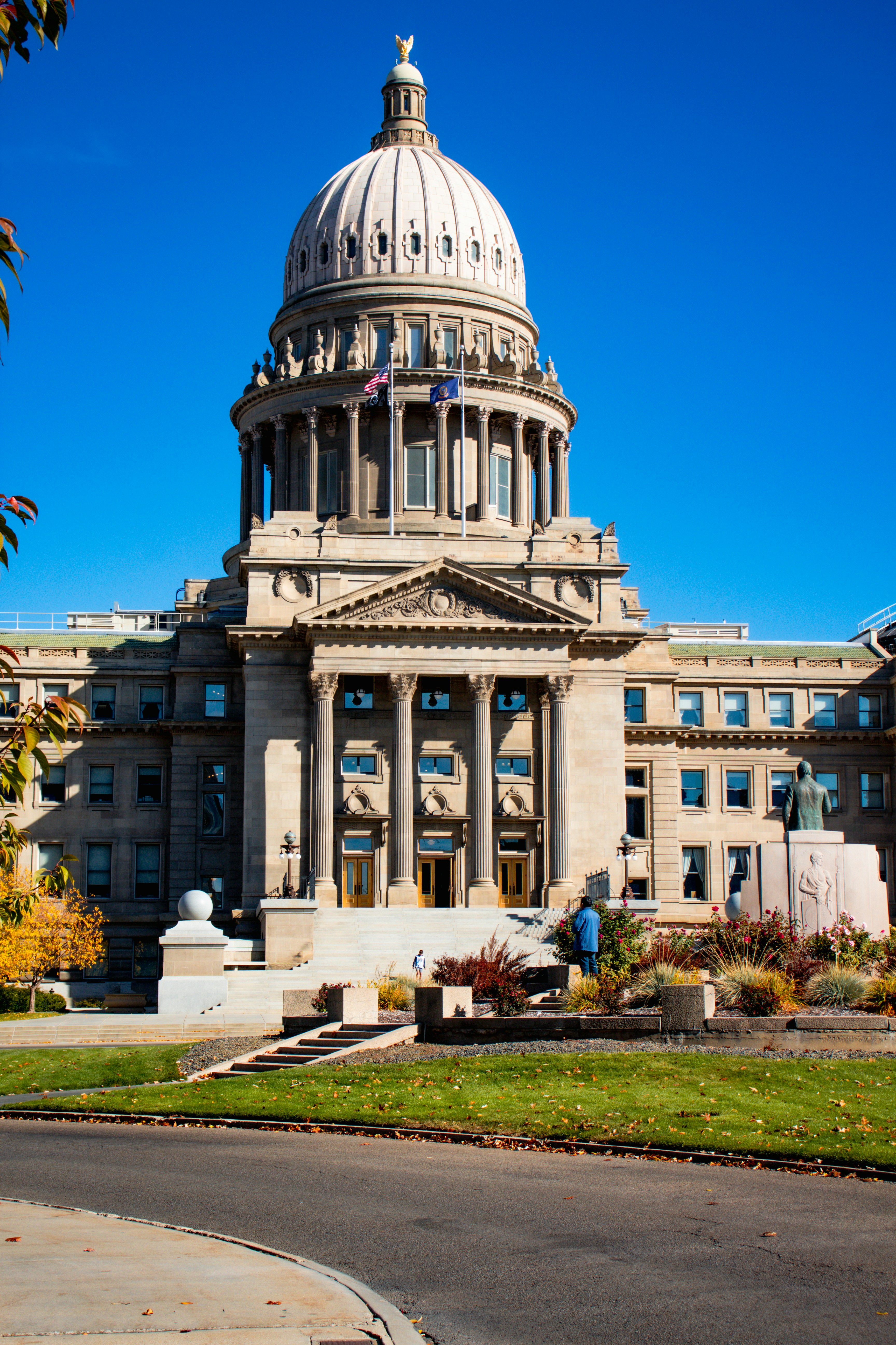 A large building with a dome on top of it