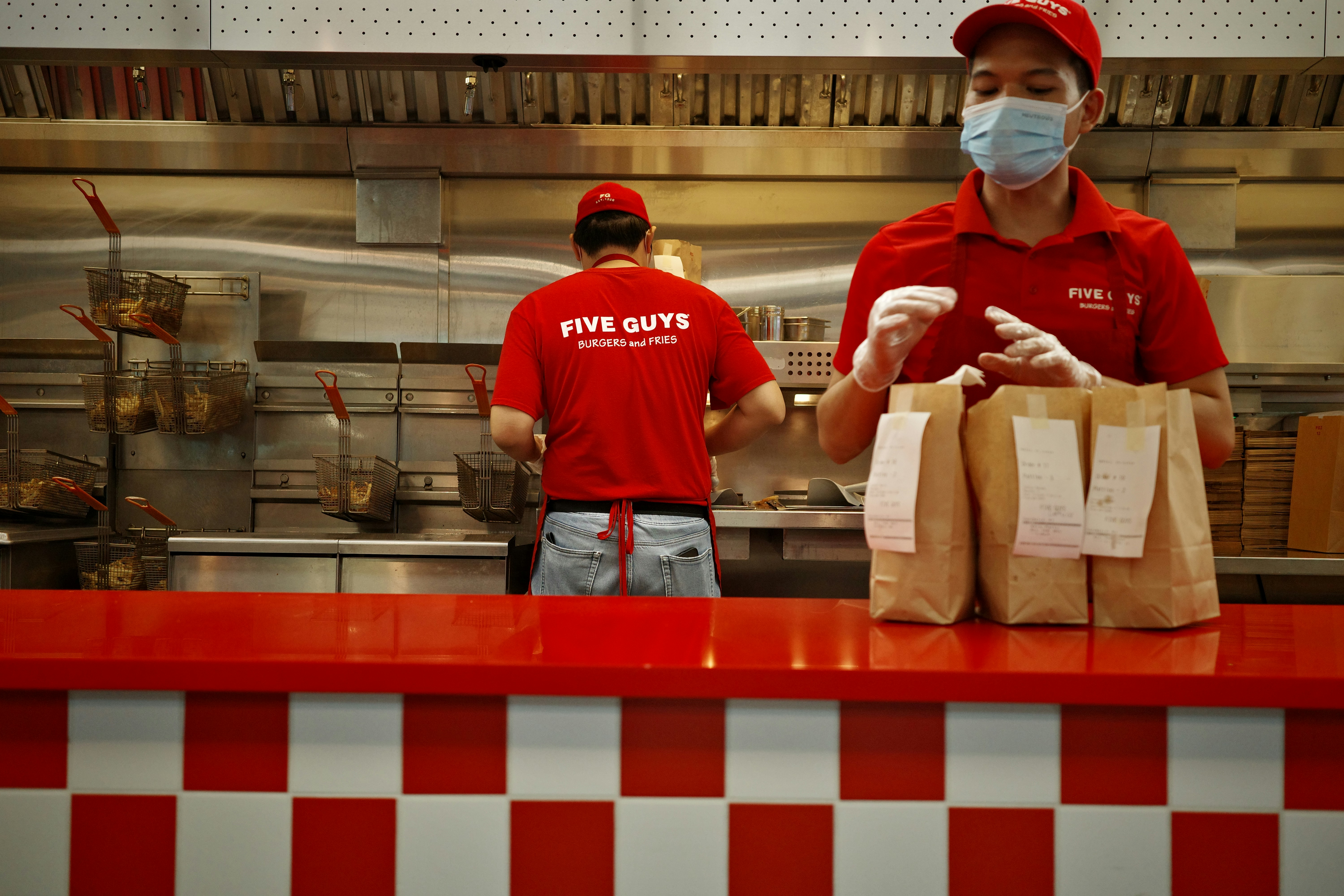 Fast Food Chains Cut Hours After Raising Wages to Twenty Dollars