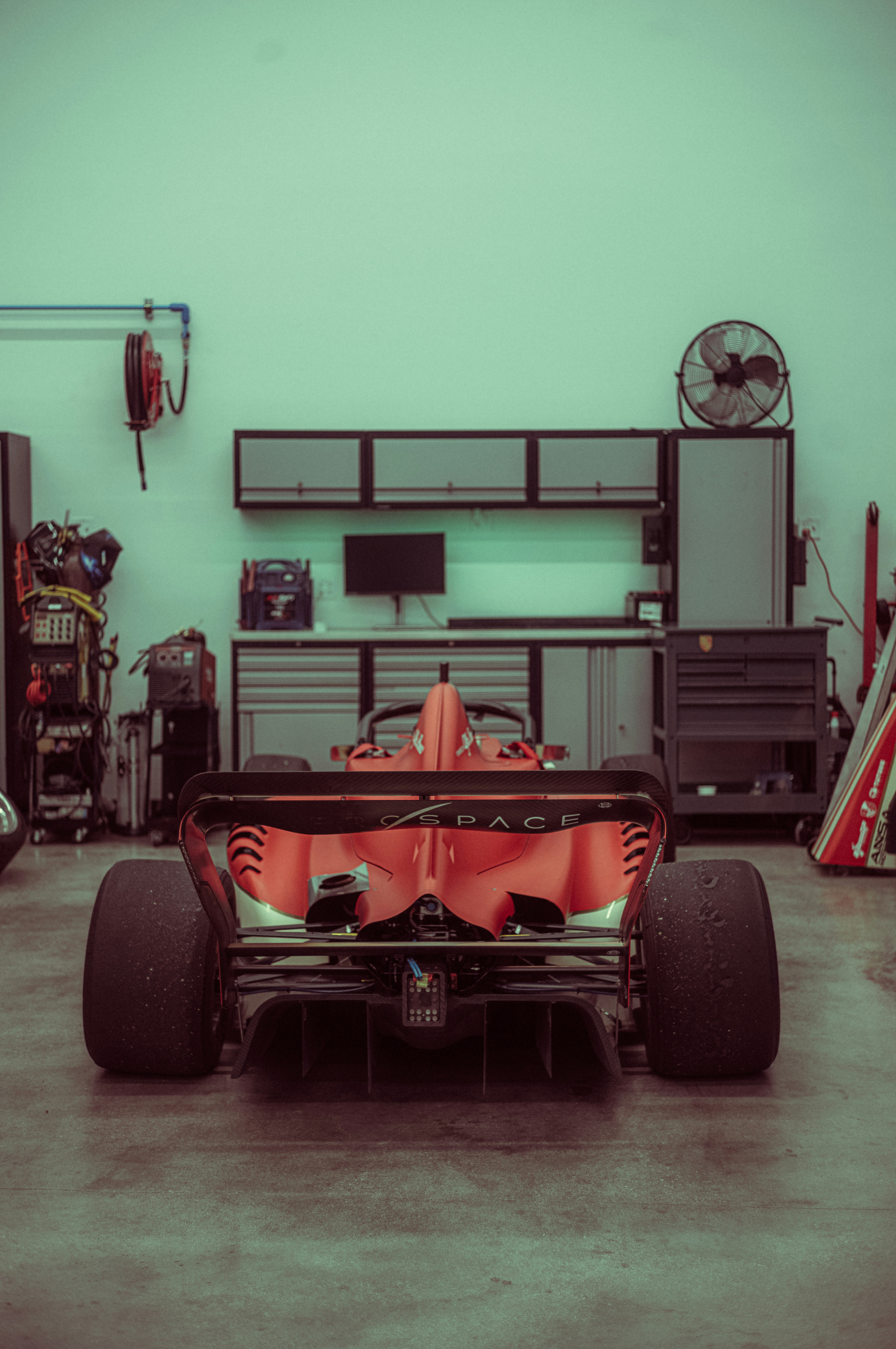 12 Shelving Tricks to Optimize Garage Workspace on a Budget