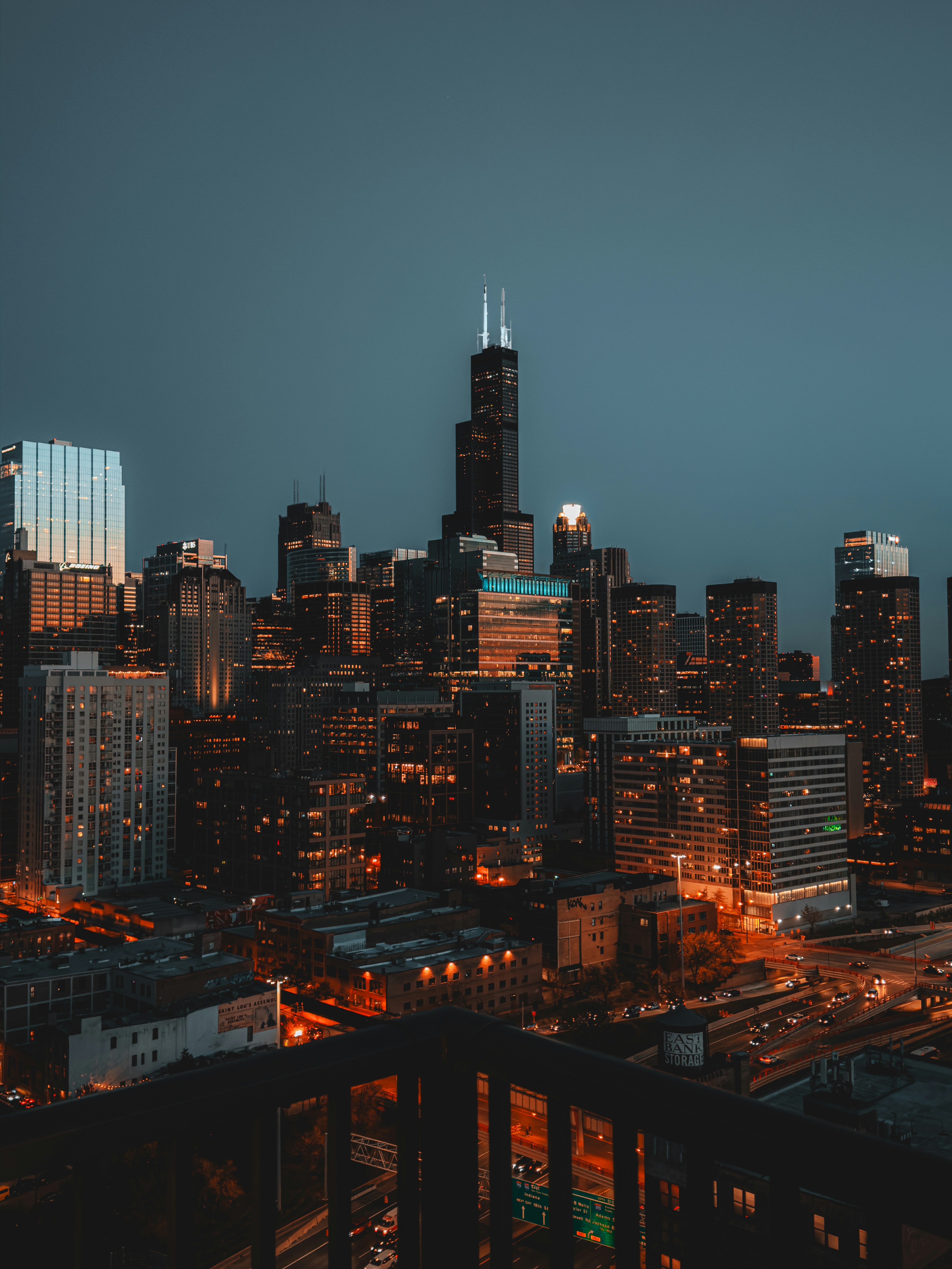 photo-1730644283674-03d75f2089bf?ixid=M3wxMjA3fDB8MXxzZWFyY2h8MTV8fHN1Z2FyJTIwZGFkZHklMjB3ZWJzaXRlcyUyMGNoaWNhZ298ZW58MHx8fHwxNzU1MzkxMjY2fDA\u0026ixlib=rb-4.1.0