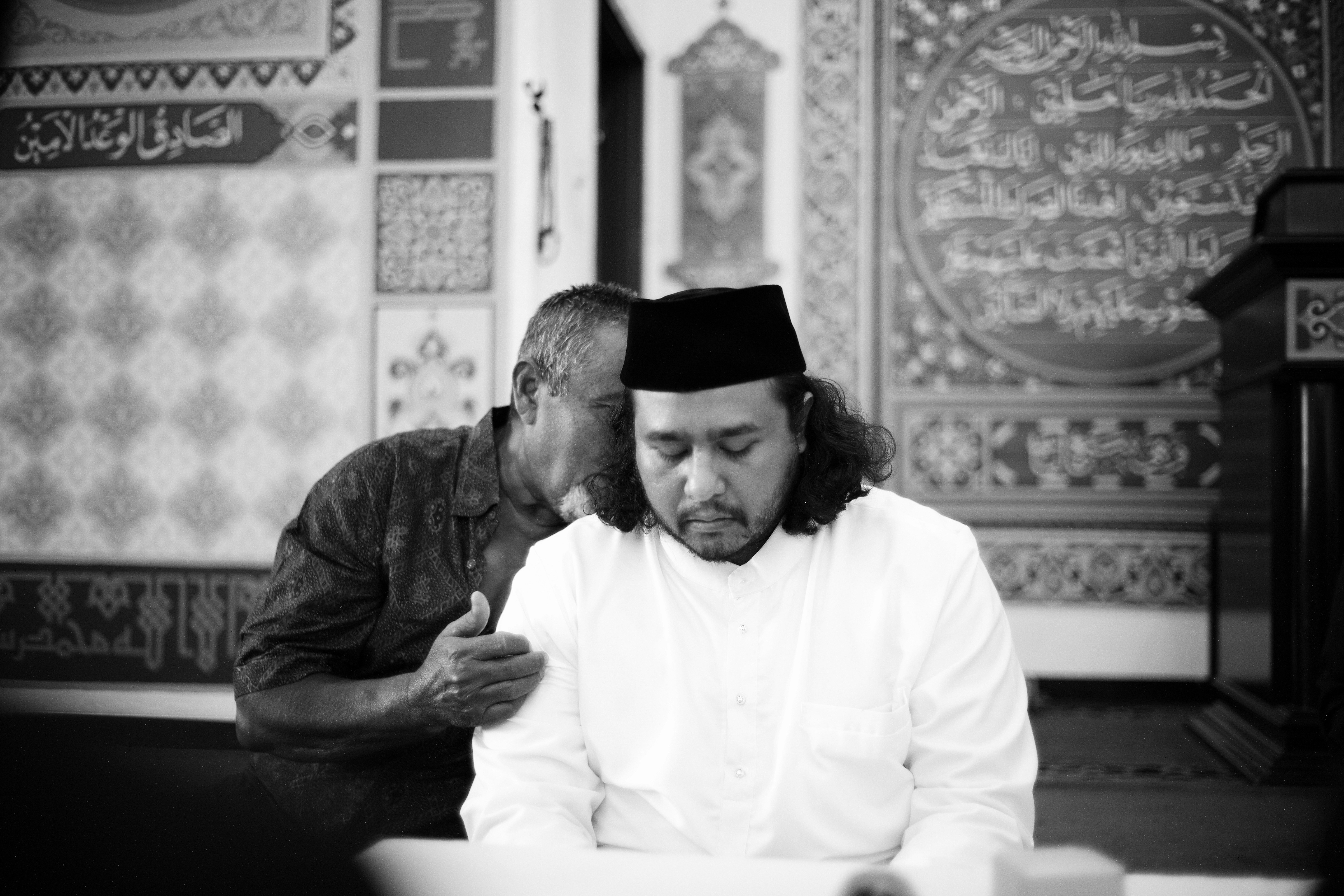 Heartfelt Eid Mubarak Wishes for Brother - Touching Messages