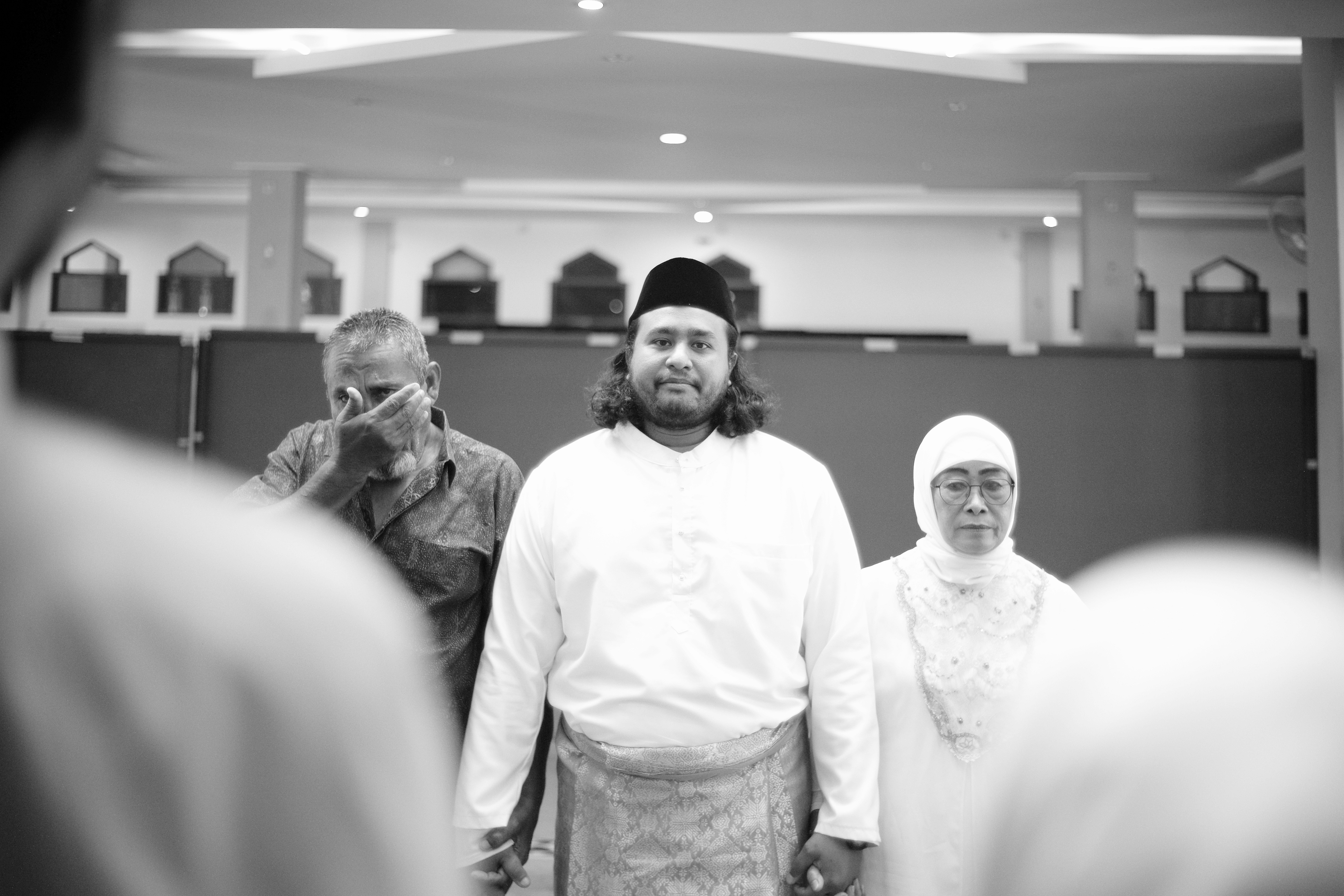 A man standing in front of a group of people