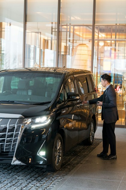 Taxi vs Transfer Rhodes Airport