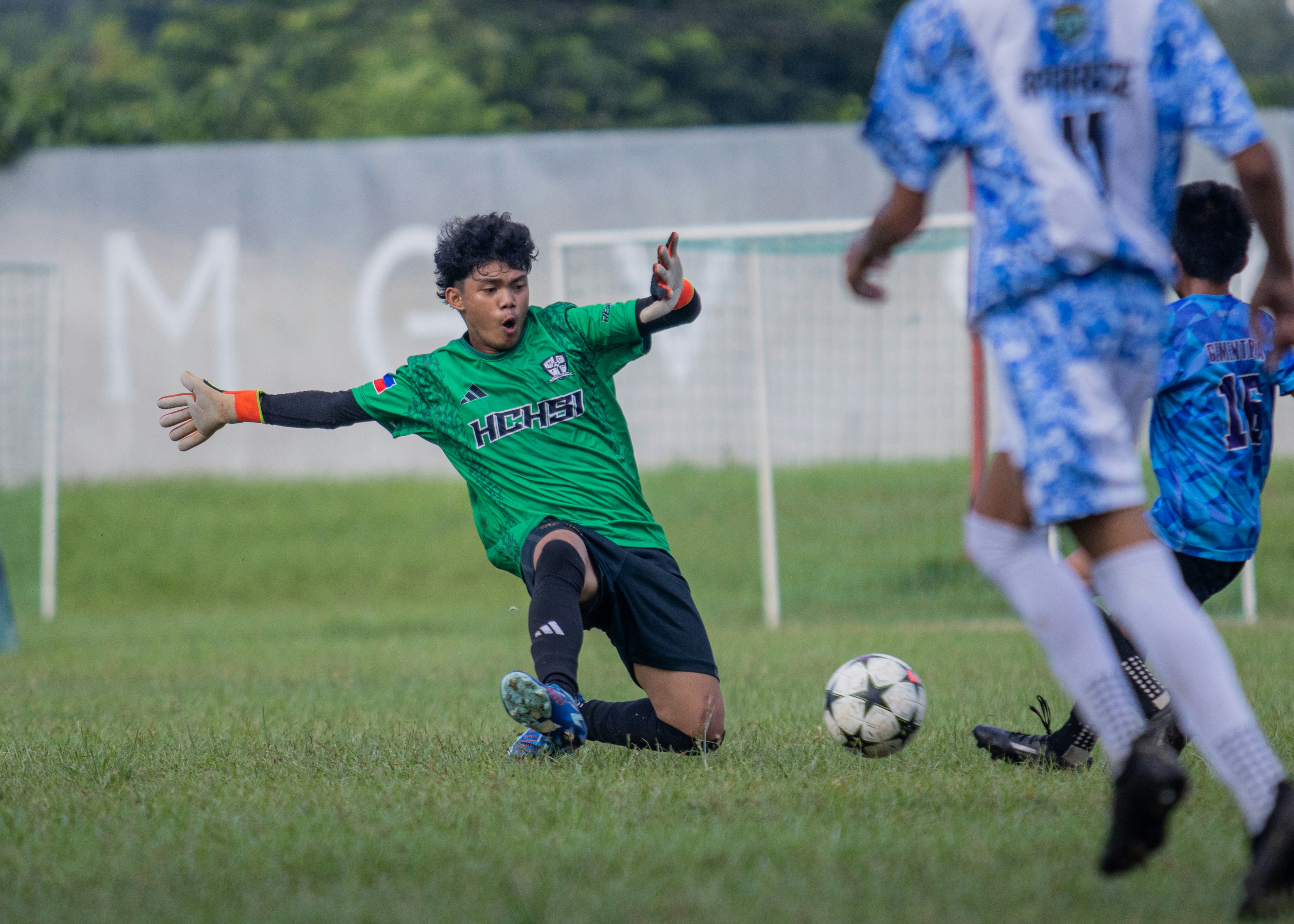 Beyond the Game: How to Become a Soccer Referee and Earn Money