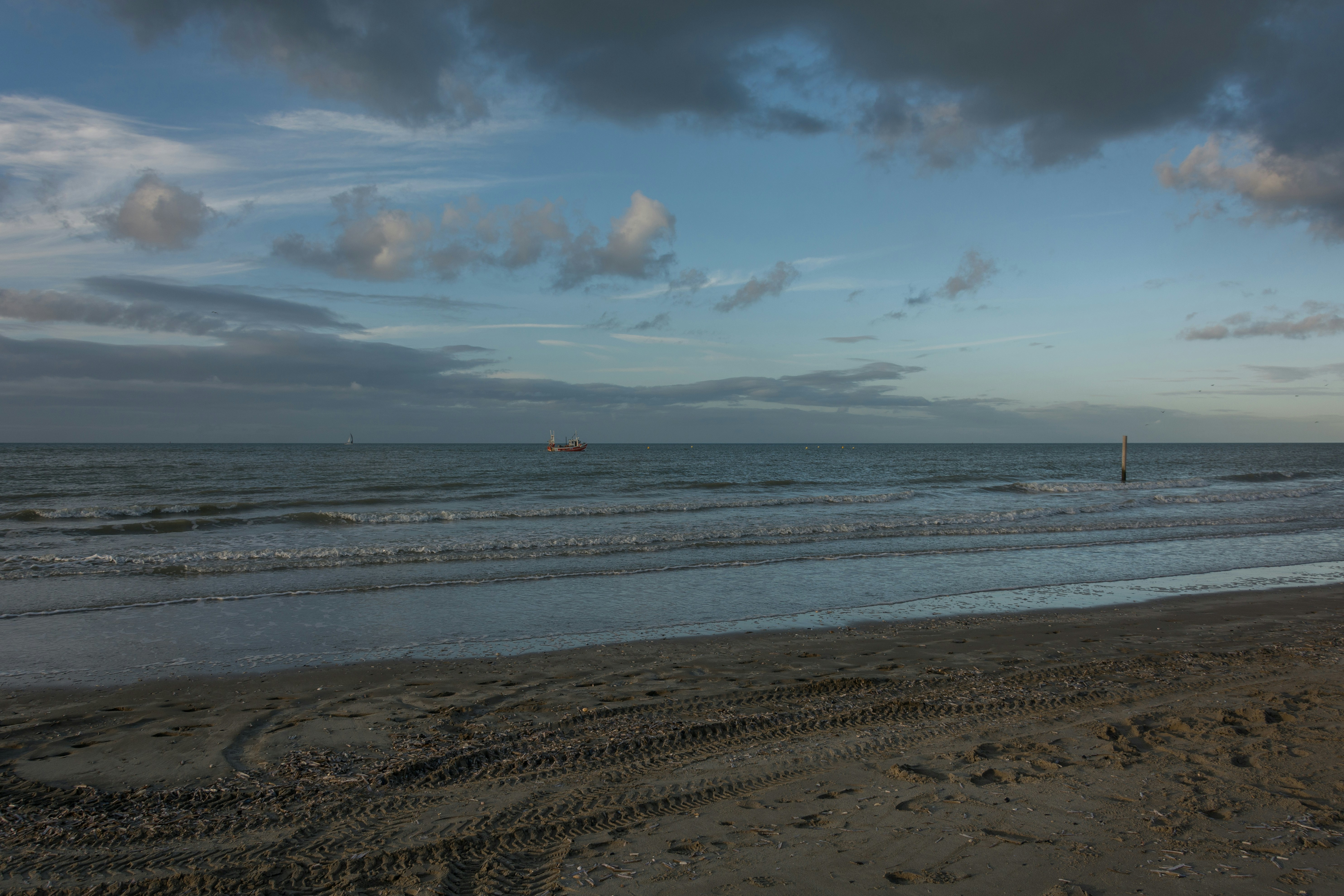 Photo by instantphotos