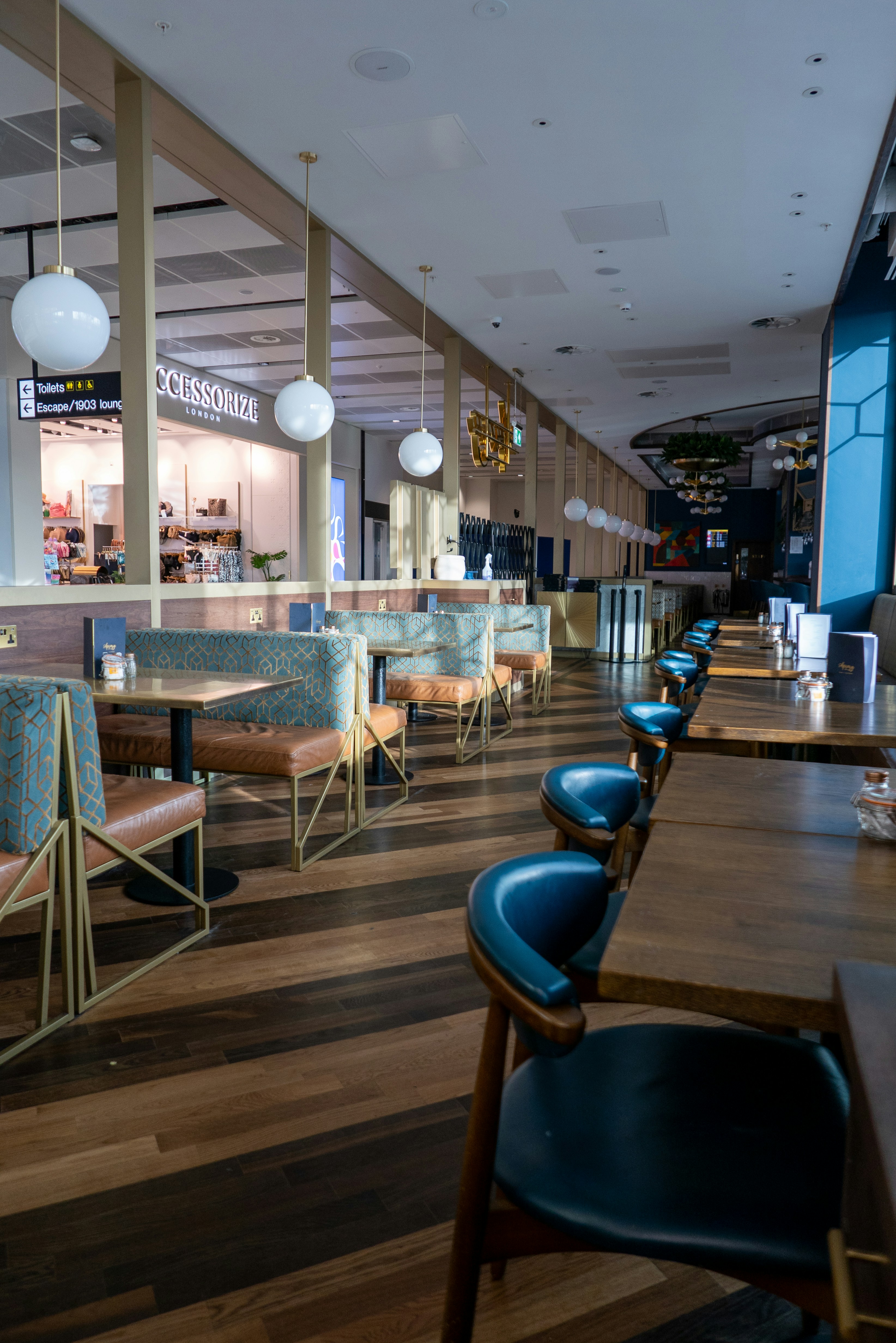 Photo by stockbirken