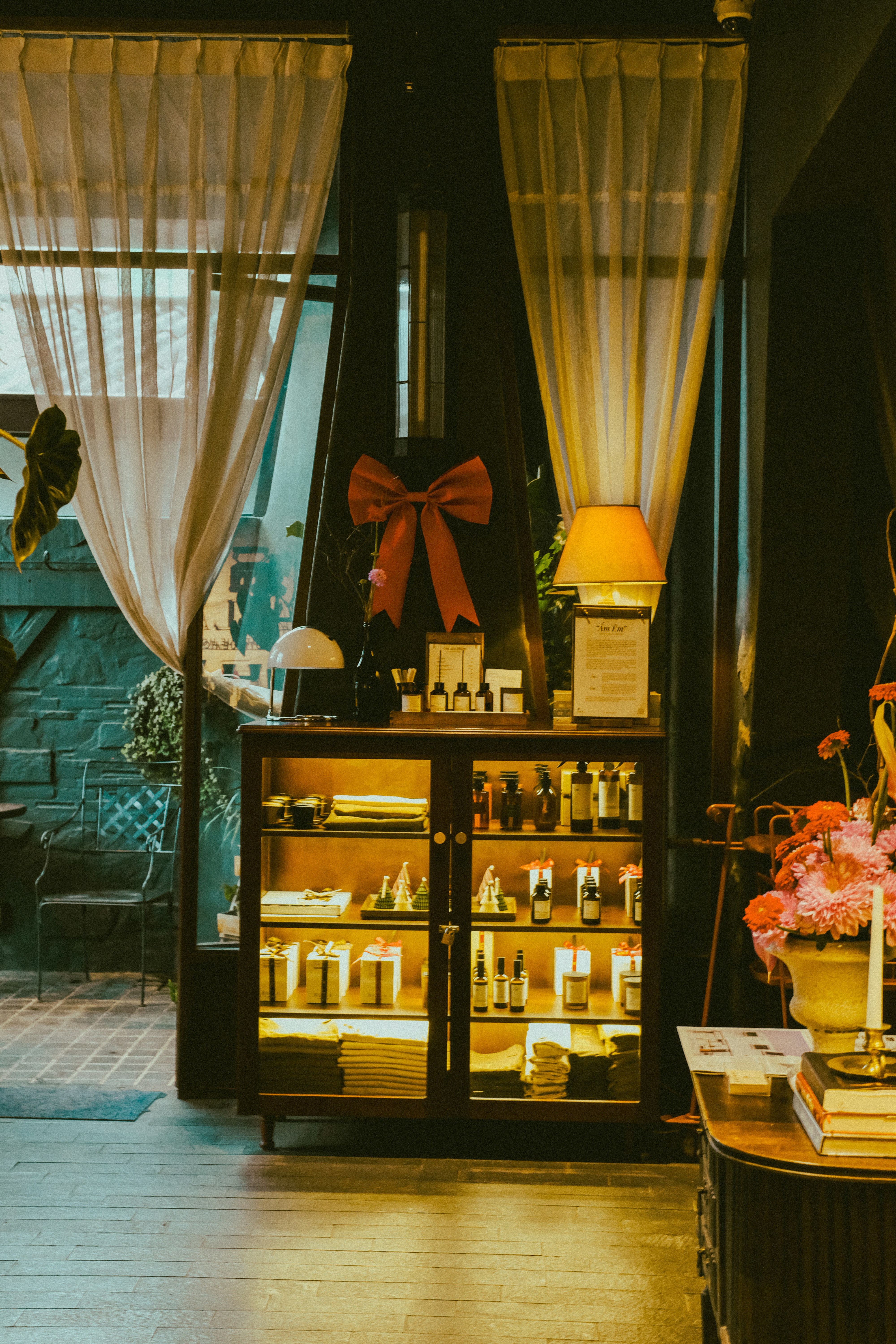 Photo by anniehatuanh