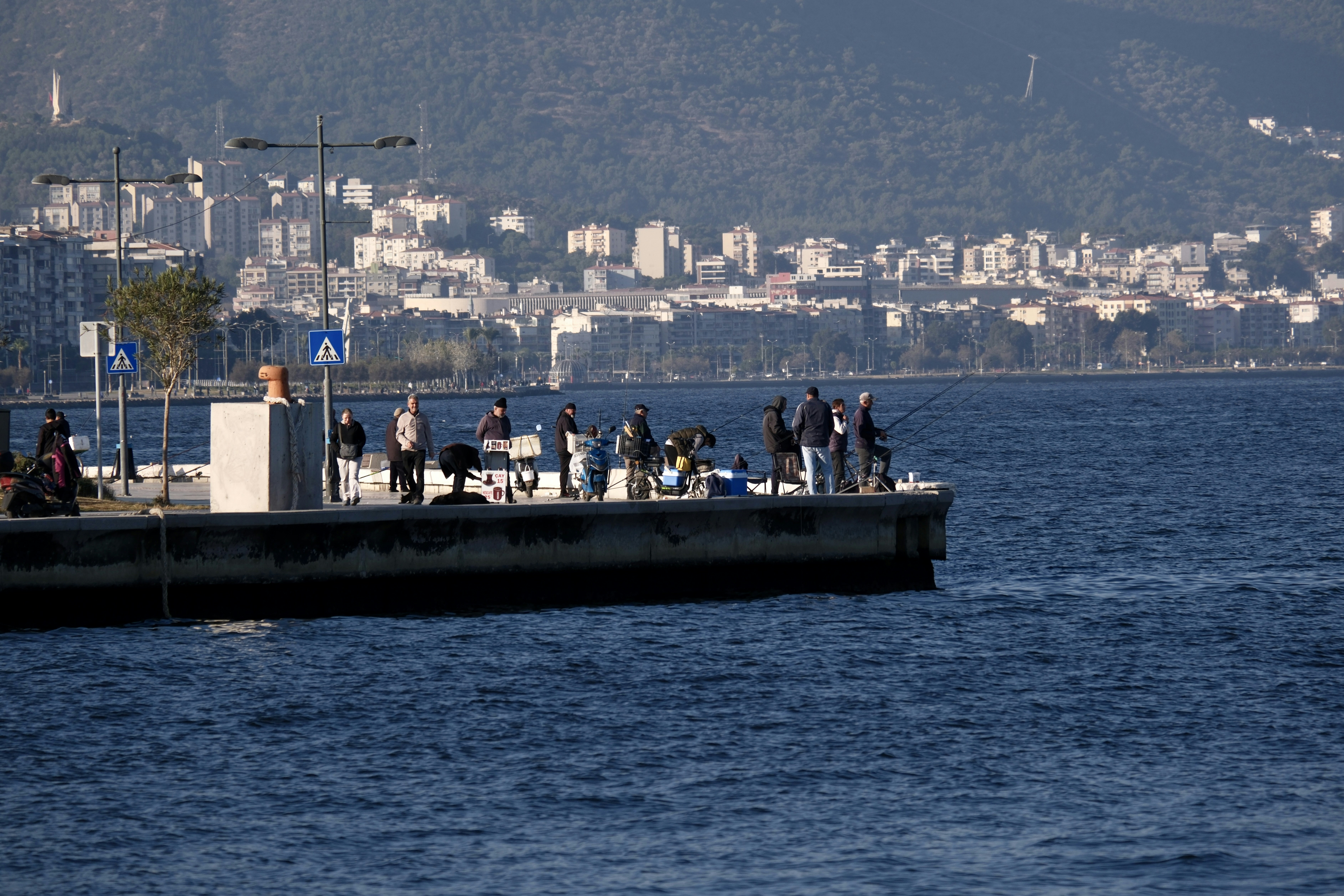 Balıkçı Anıt