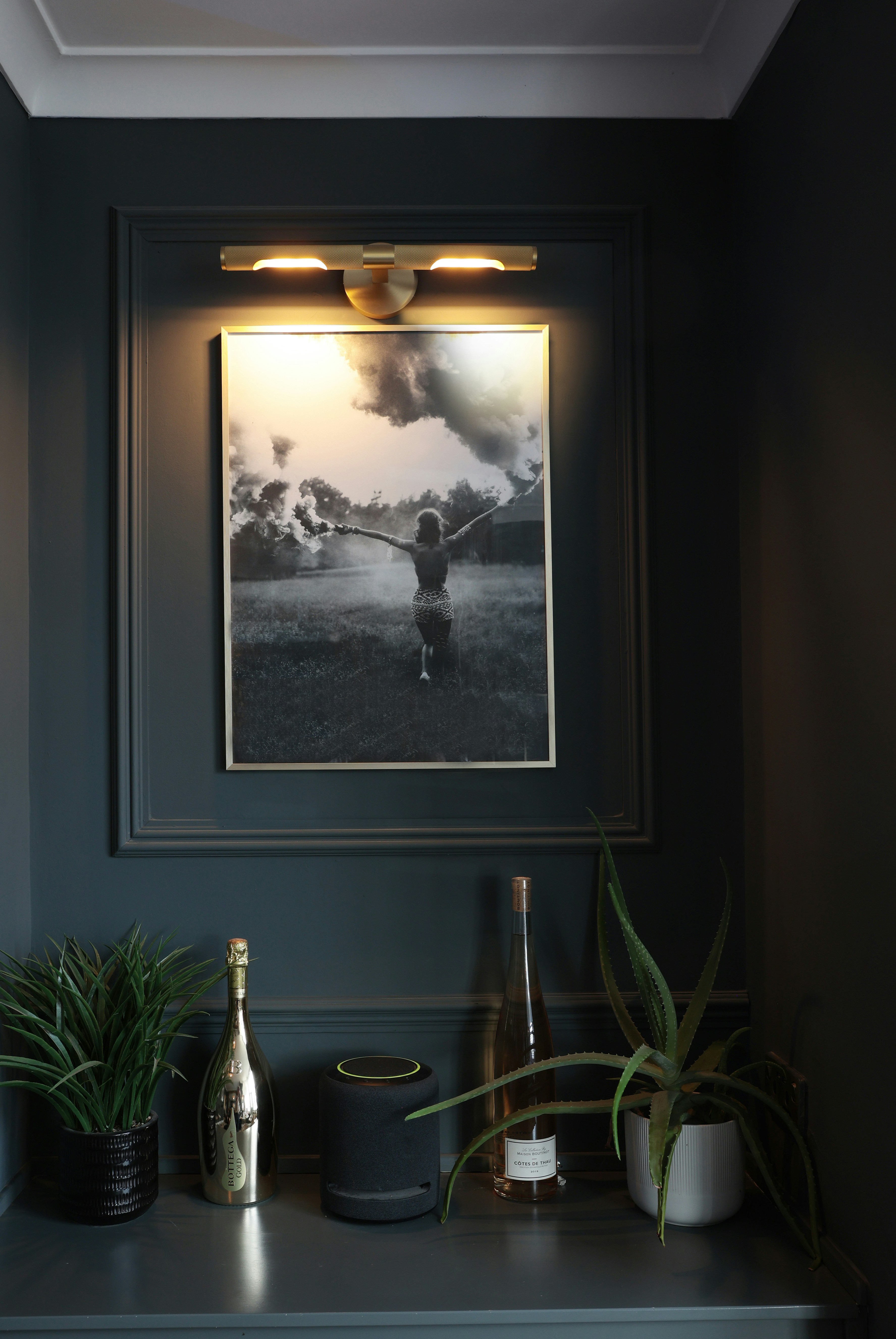 A picture of a person holding a baseball bat