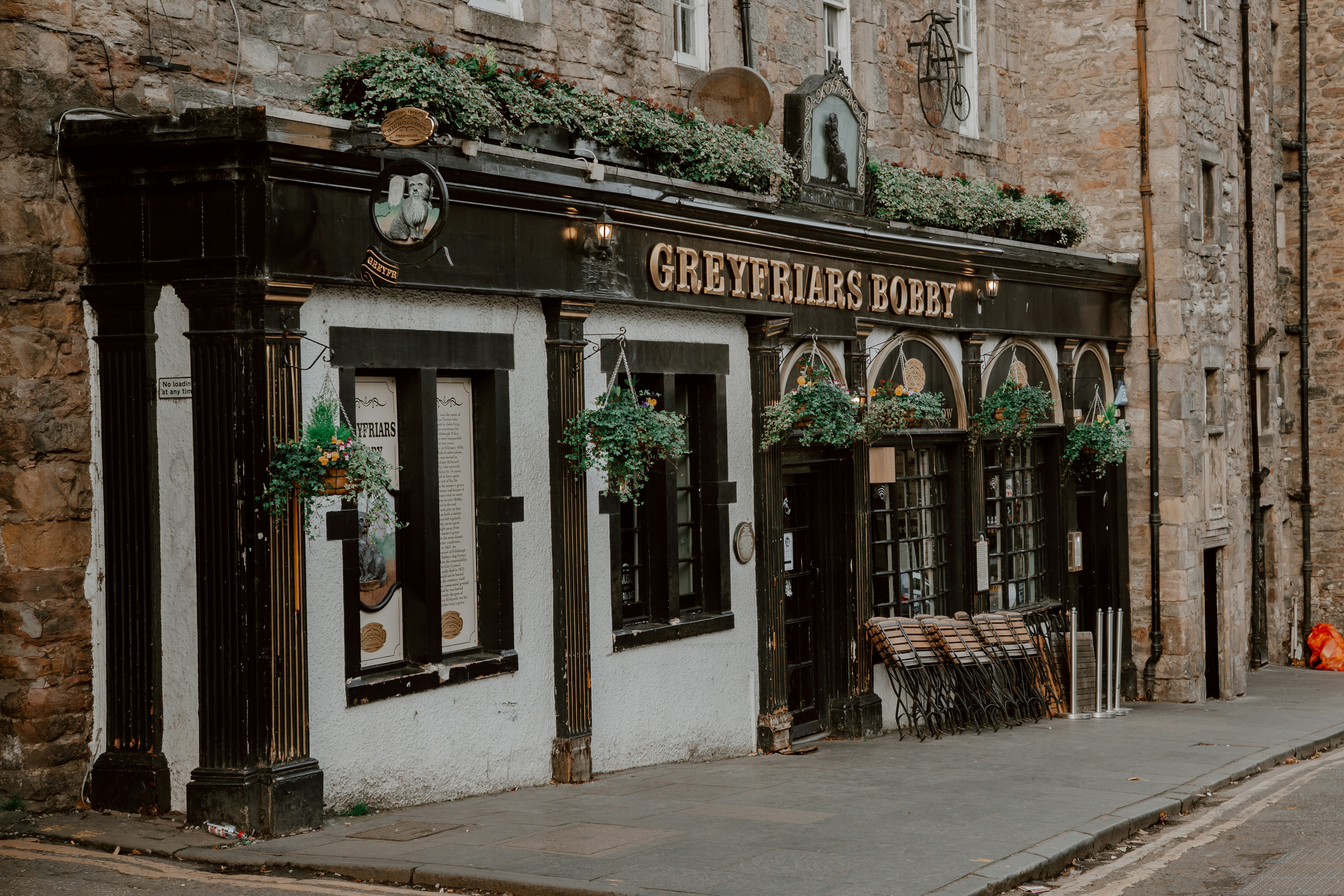 Grumpy's Tavern