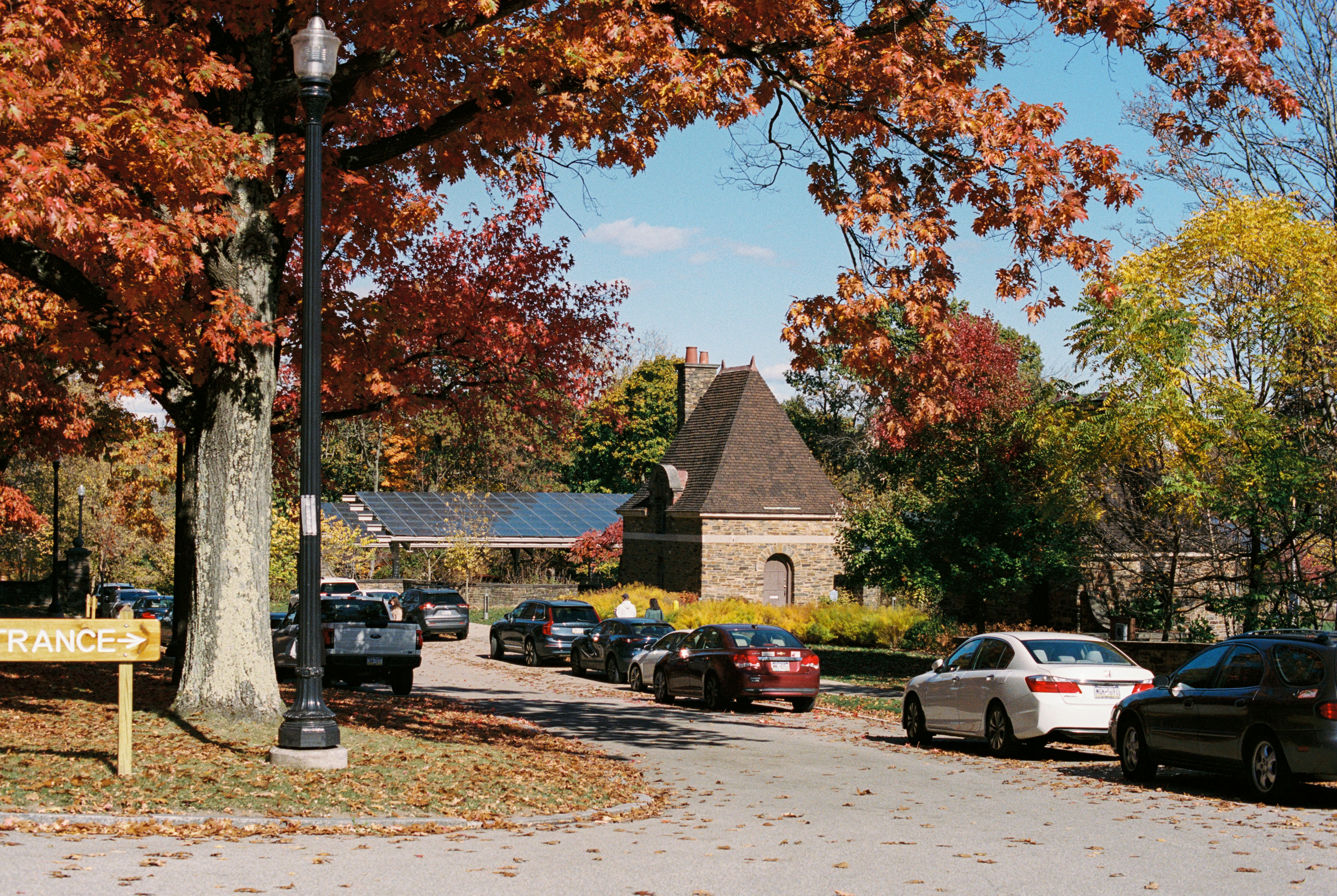 Photo by zhenyao_photo