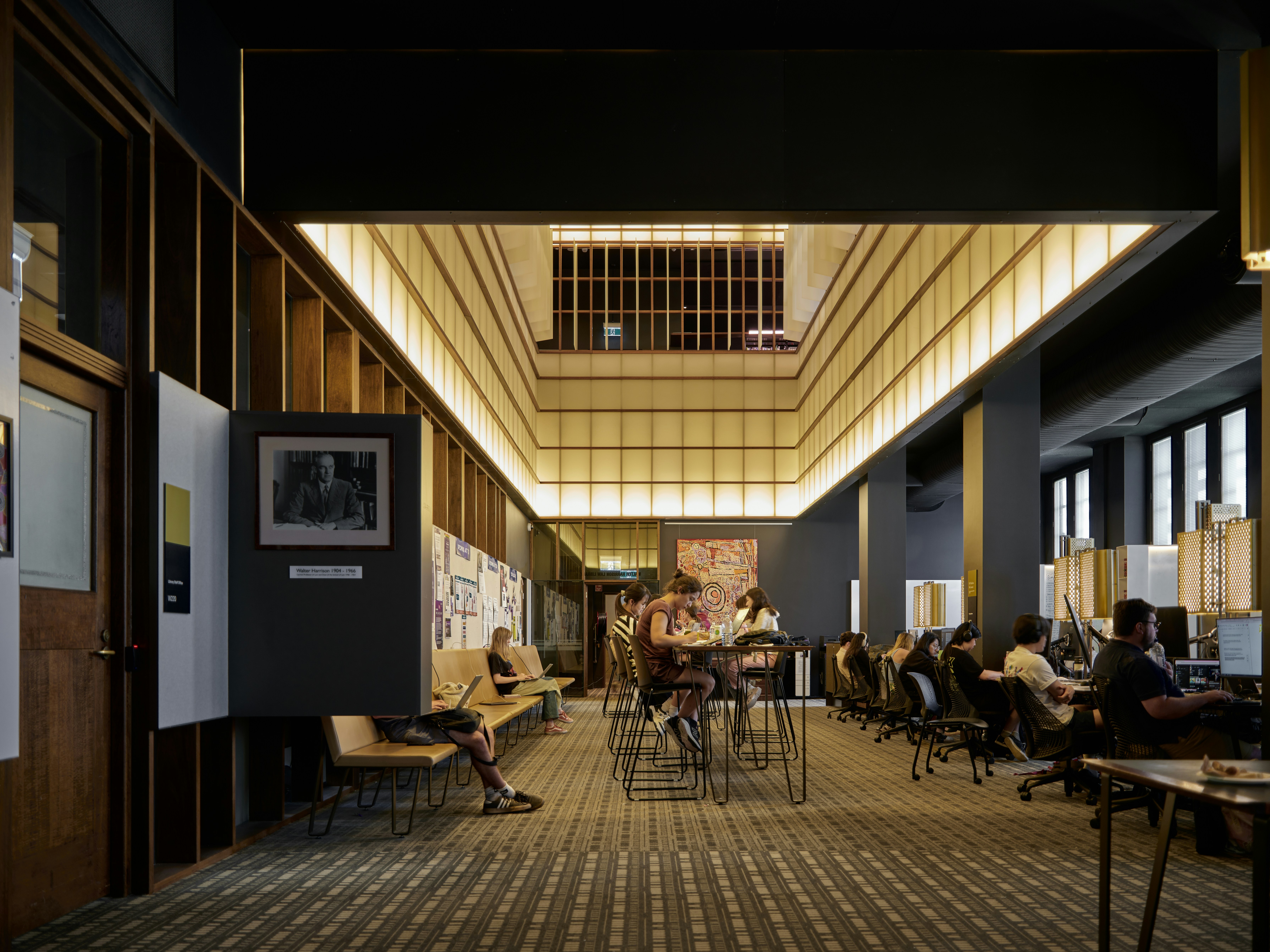 Student Money Guide: Bank Wires vs. Remittance Apps