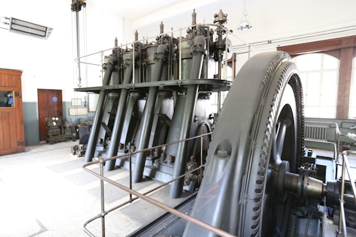 A large machine is sitting inside of a building