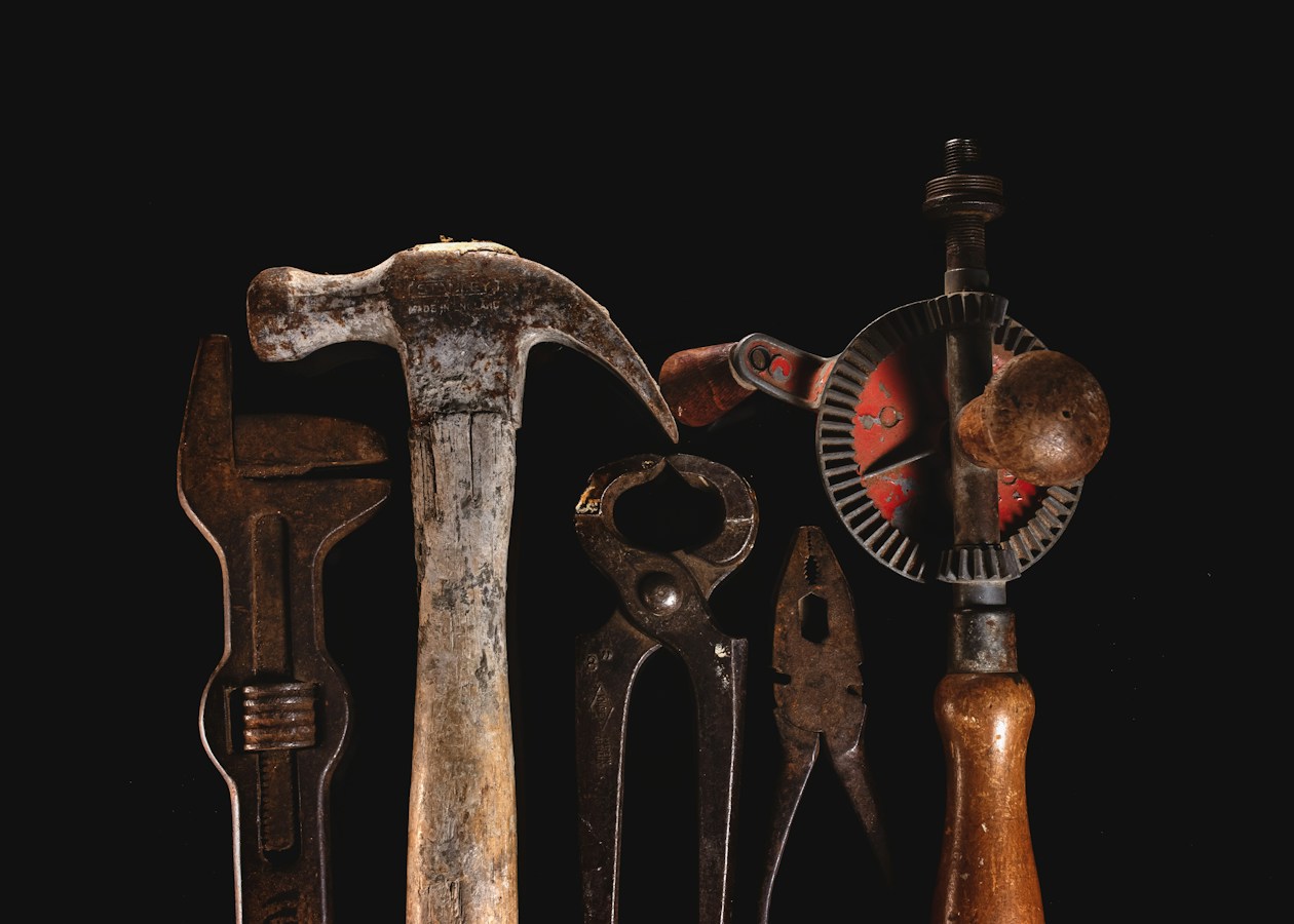 A bunch of tools that are sitting on a table